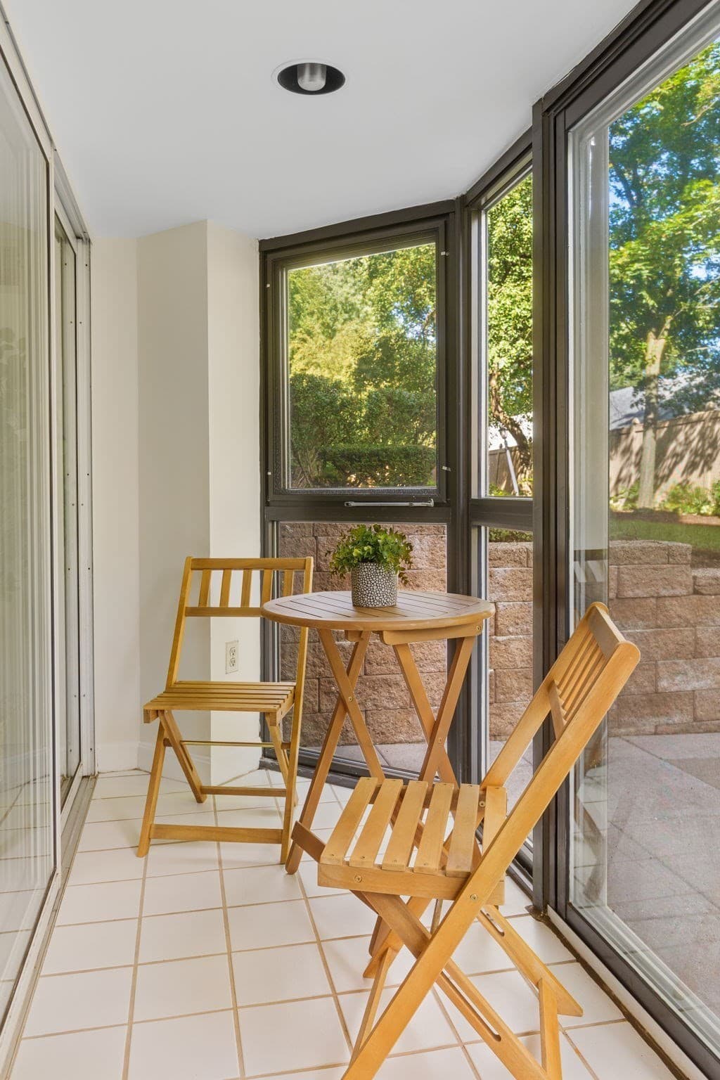 Condominium at 975 Massachusetts Avenue # 108, Arlington MA 02476, Arlington, photo 9 of 21