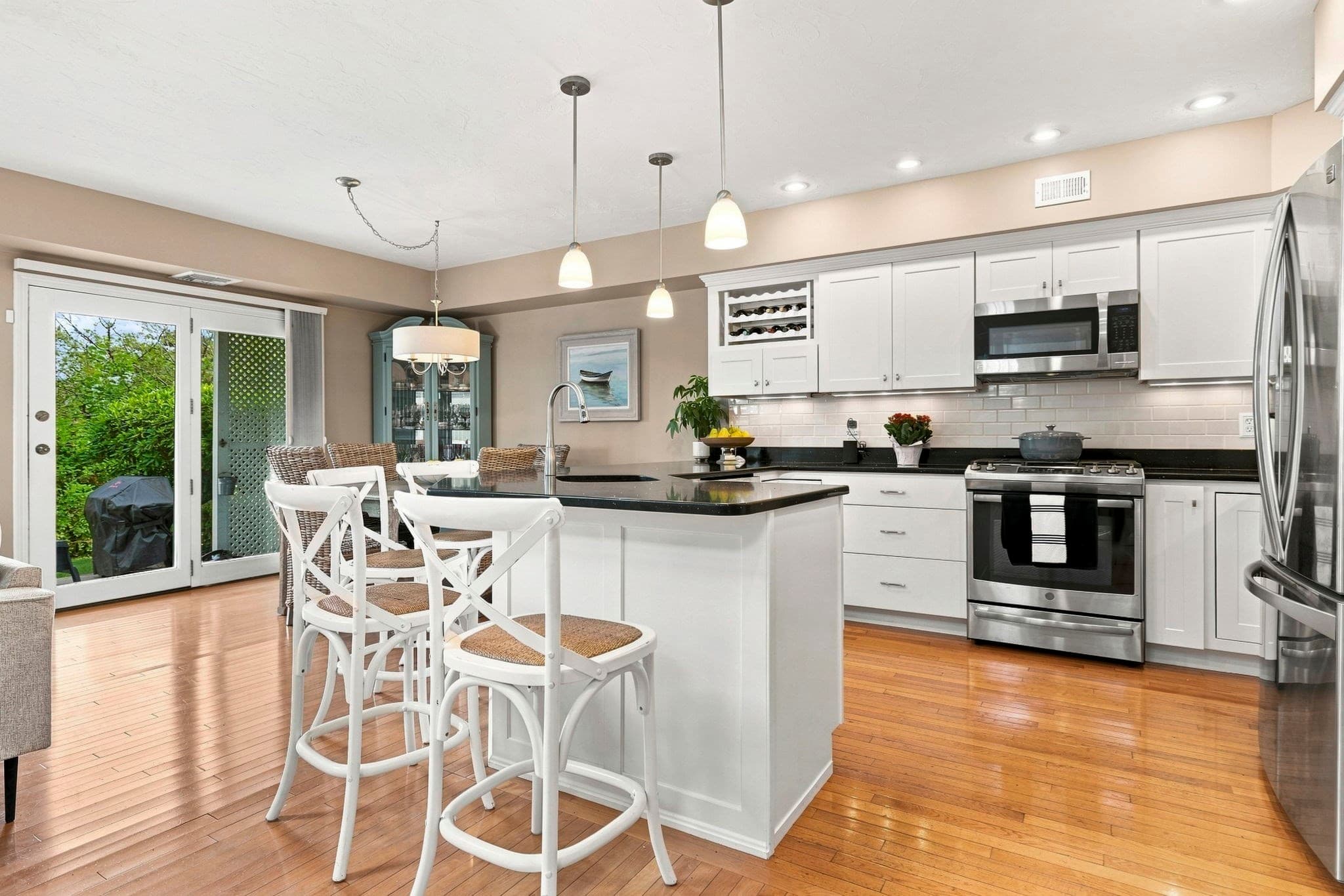 Condominium at 28 Whaler Ln # 28, Quincy MA 02171, photo 10 of 27