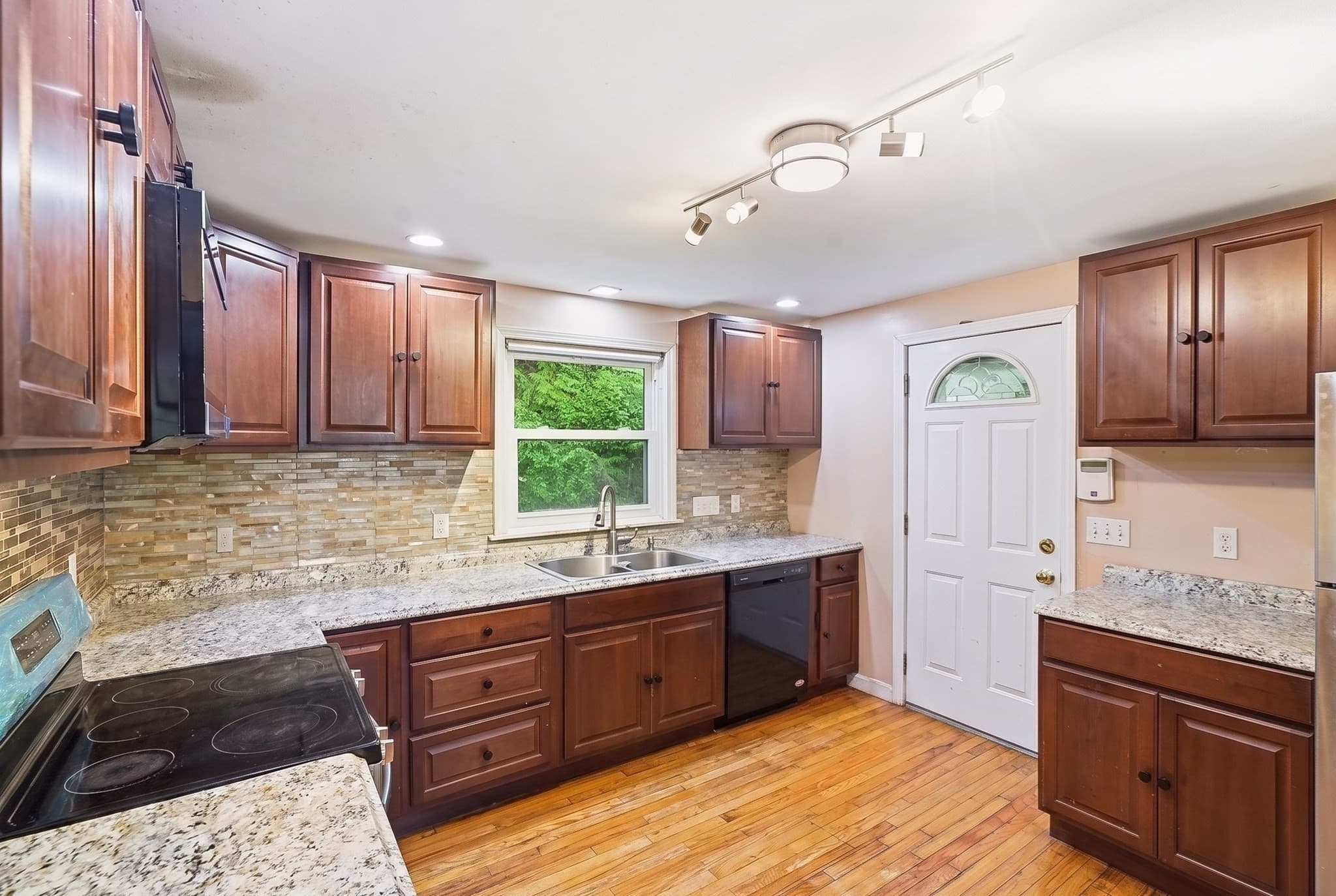Single Family Residence at 24 College Farm Rd, Waltham MA 02451, photo 10 of 31