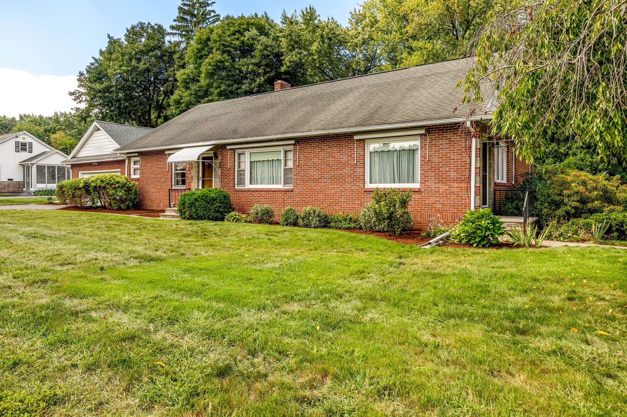 Multi Family at 538 Newton Street, South Hadley MA 01075, South Hadley, photo 3 of 42