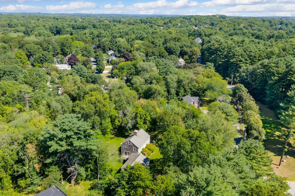 Single Family Residence at 220 Essex St, Lynnfield MA 01940, Lynnfield, photo 2 of 42