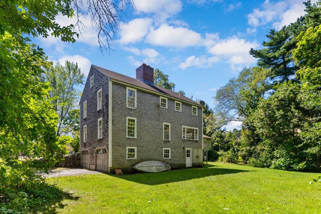 Single Family Residence at 220 Essex St, Lynnfield MA 01940, Lynnfield, photo 41 of 42