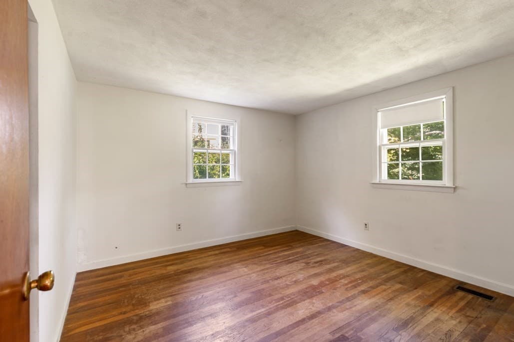 Single Family Residence at 220 Essex St, Lynnfield MA 01940, Lynnfield, photo 29 of 42