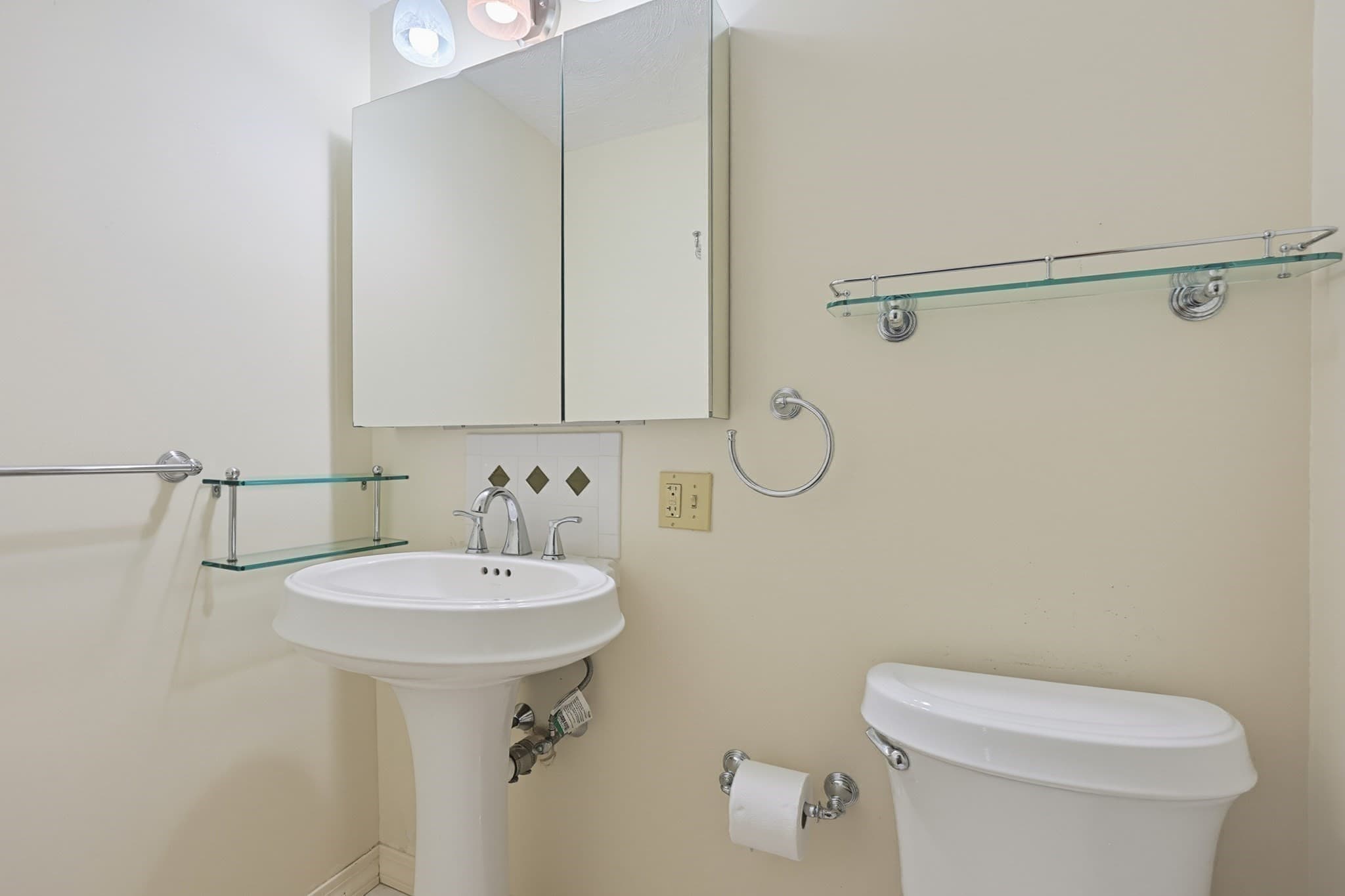 Single Family Residence at 109 Davis Road, Bedford MA 01730, Bedford, photo 21 of 42