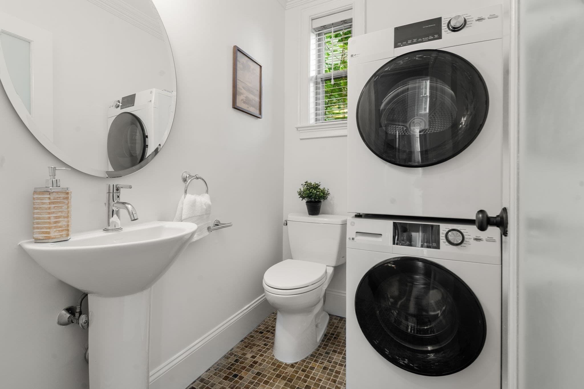 Condominium at 35 White Pl # 3, Brookline MA 02445, Brookline, photo 14 of 18