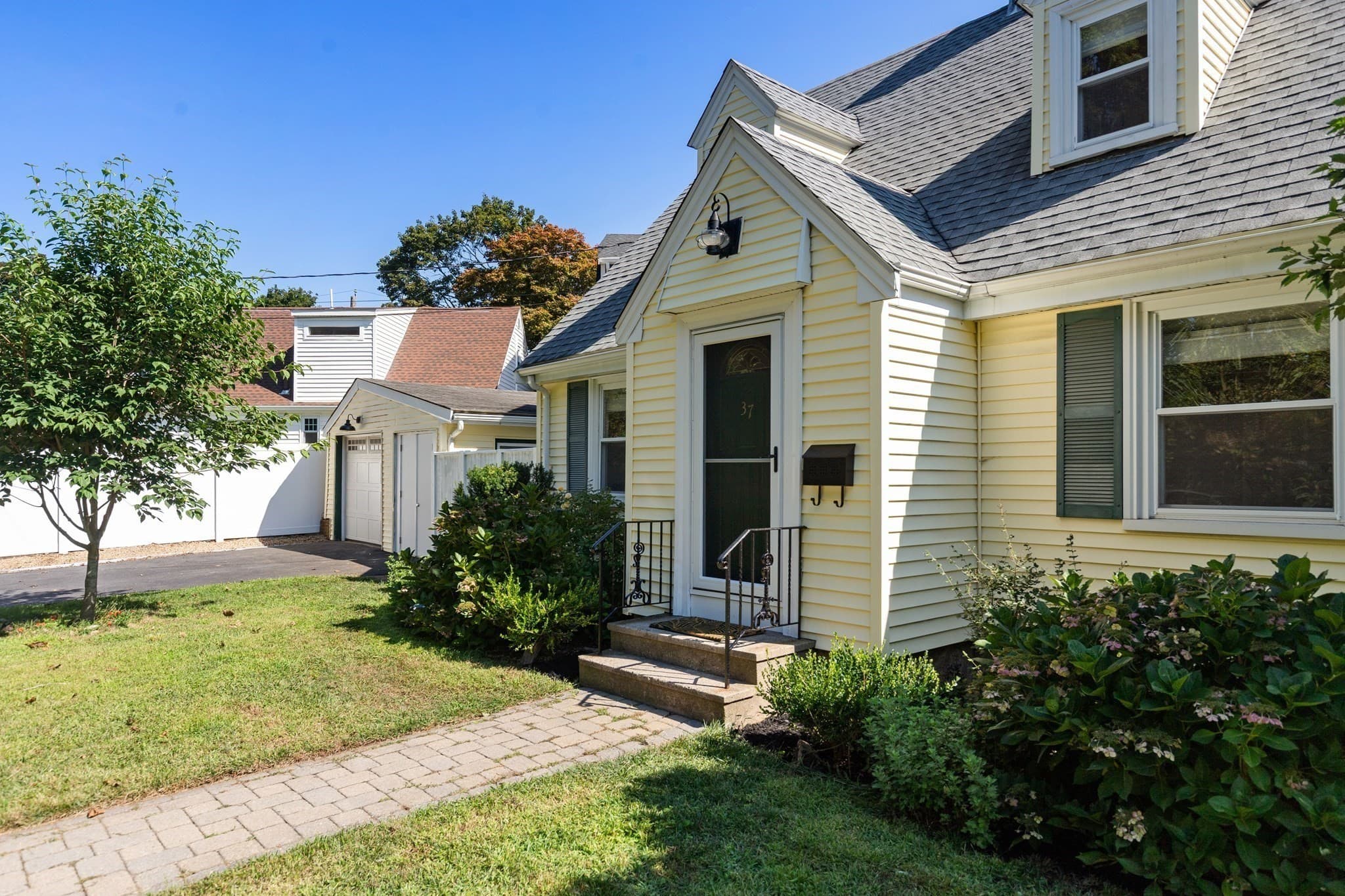 Single Family Residence at 37 West Street, Marblehead MA 01945, Marblehead, photo 3 of 31