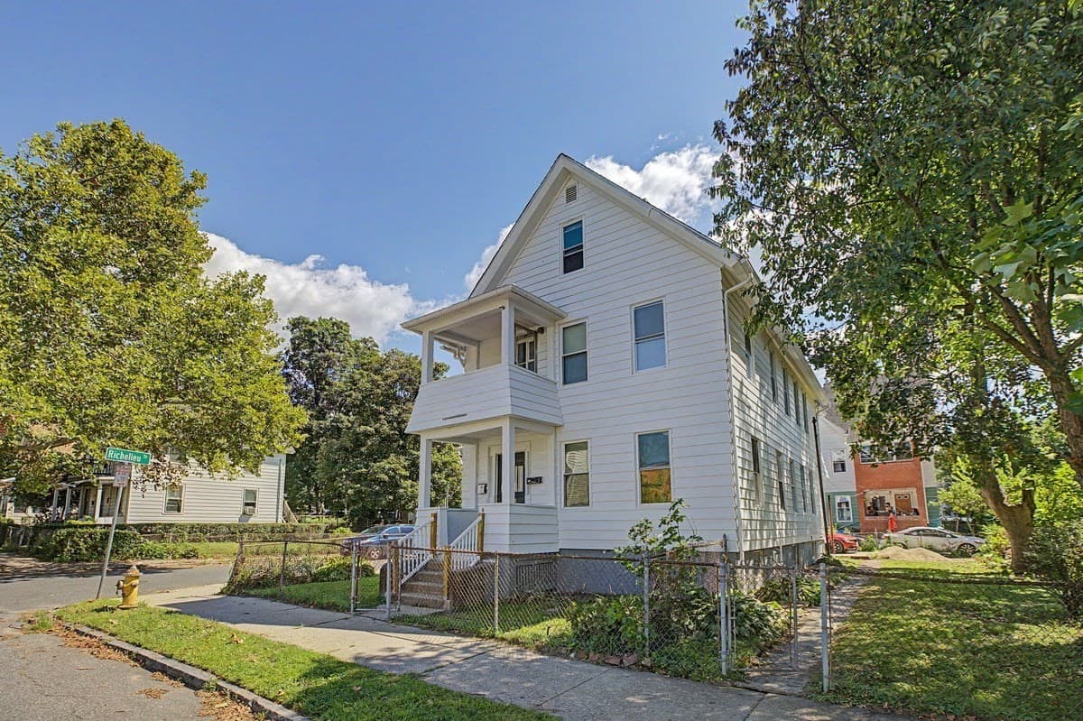 Multi Family at 81 Adams St, Springfield MA 01105, Springfield, photo 2 of 42