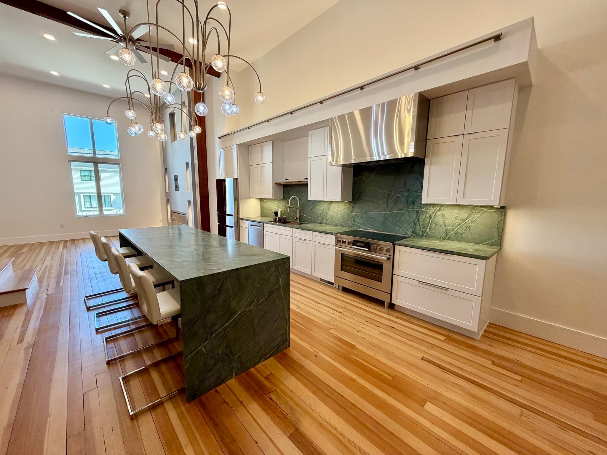 Condominium at 1001 Shirley St # 3, Winthrop MA 02152, Winthrop, photo 2 of 14