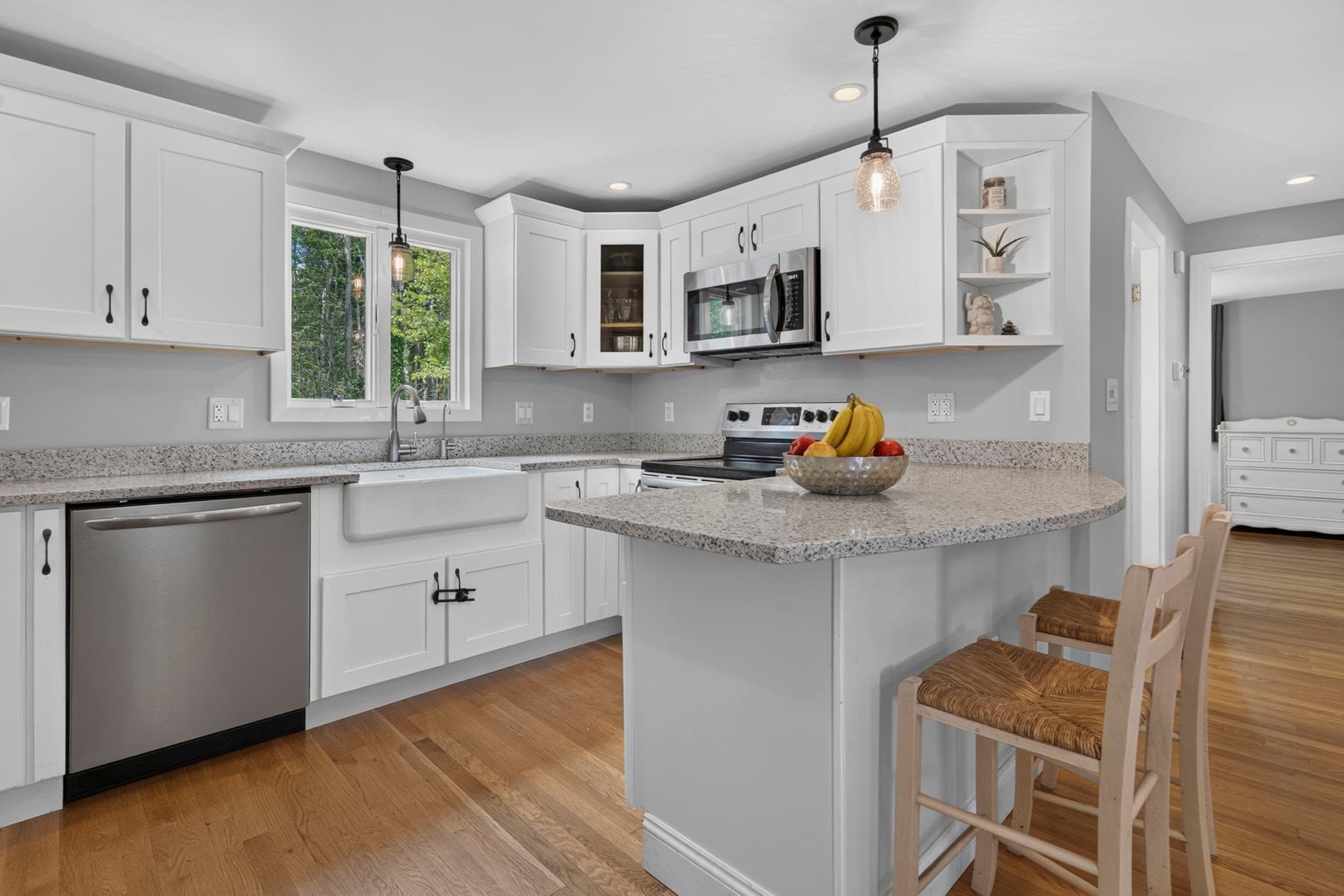 Single Family Residence at 28 Sherrick Ave., Holbrook MA 02343, Holbrook, photo 4 of 40