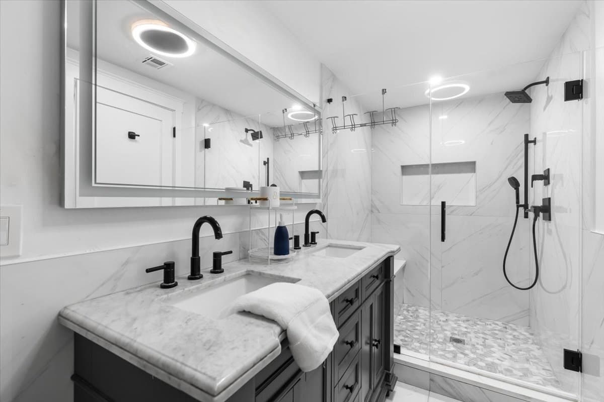 Single Family Residence at 901 Randolph Ave, Milton MA 02186, Milton, photo 3 of 22