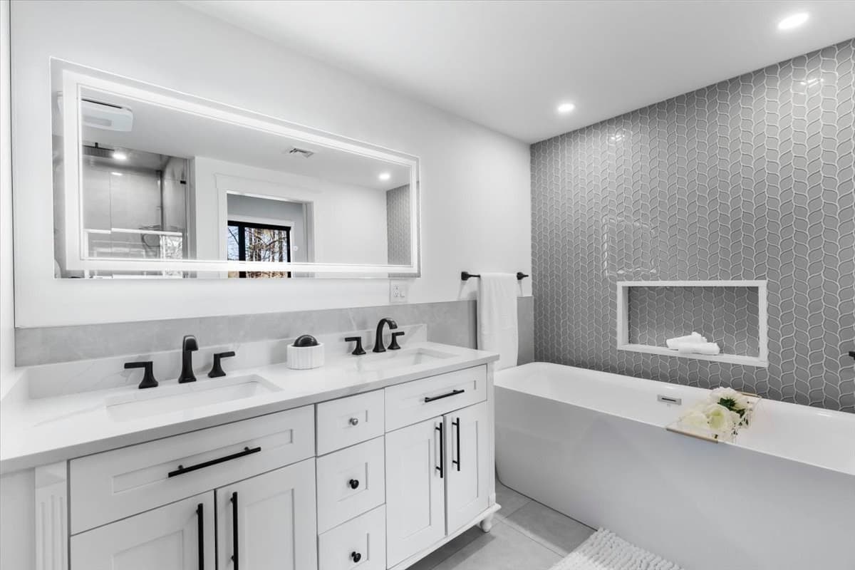 Single Family Residence at 901 Randolph Ave, Milton MA 02186, Milton, photo 10 of 22