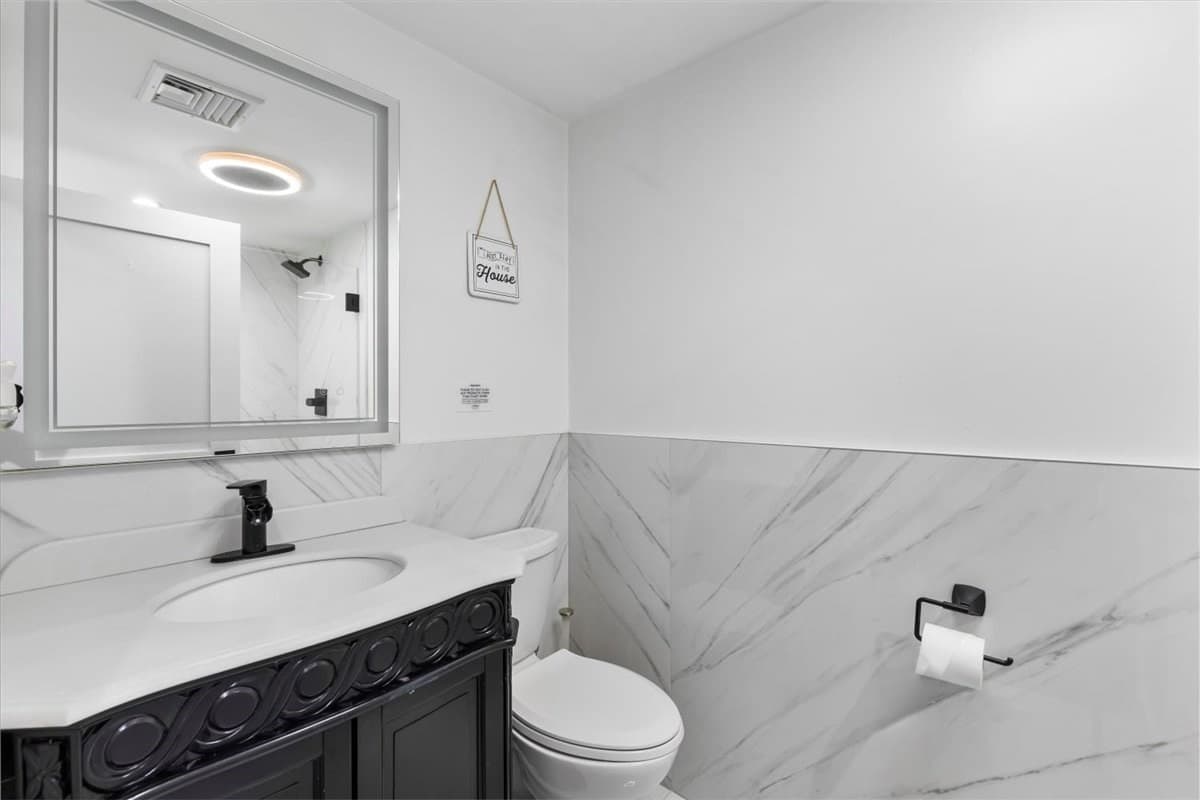 Single Family Residence at 901 Randolph Ave, Milton MA 02186, Milton, photo 4 of 22