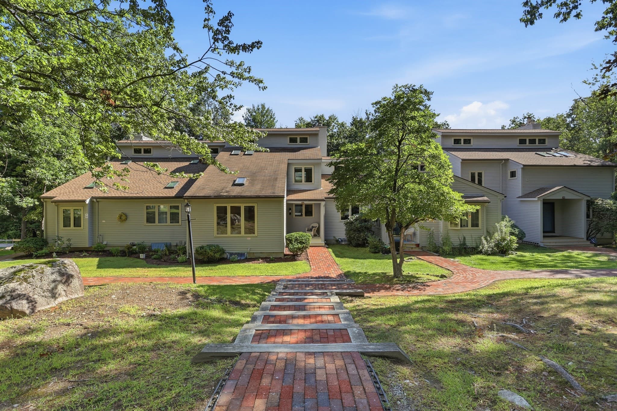 Condominium at 79 Parkhurst Drive # 79, Westford MA 01886, Westford, photo 2 of 42