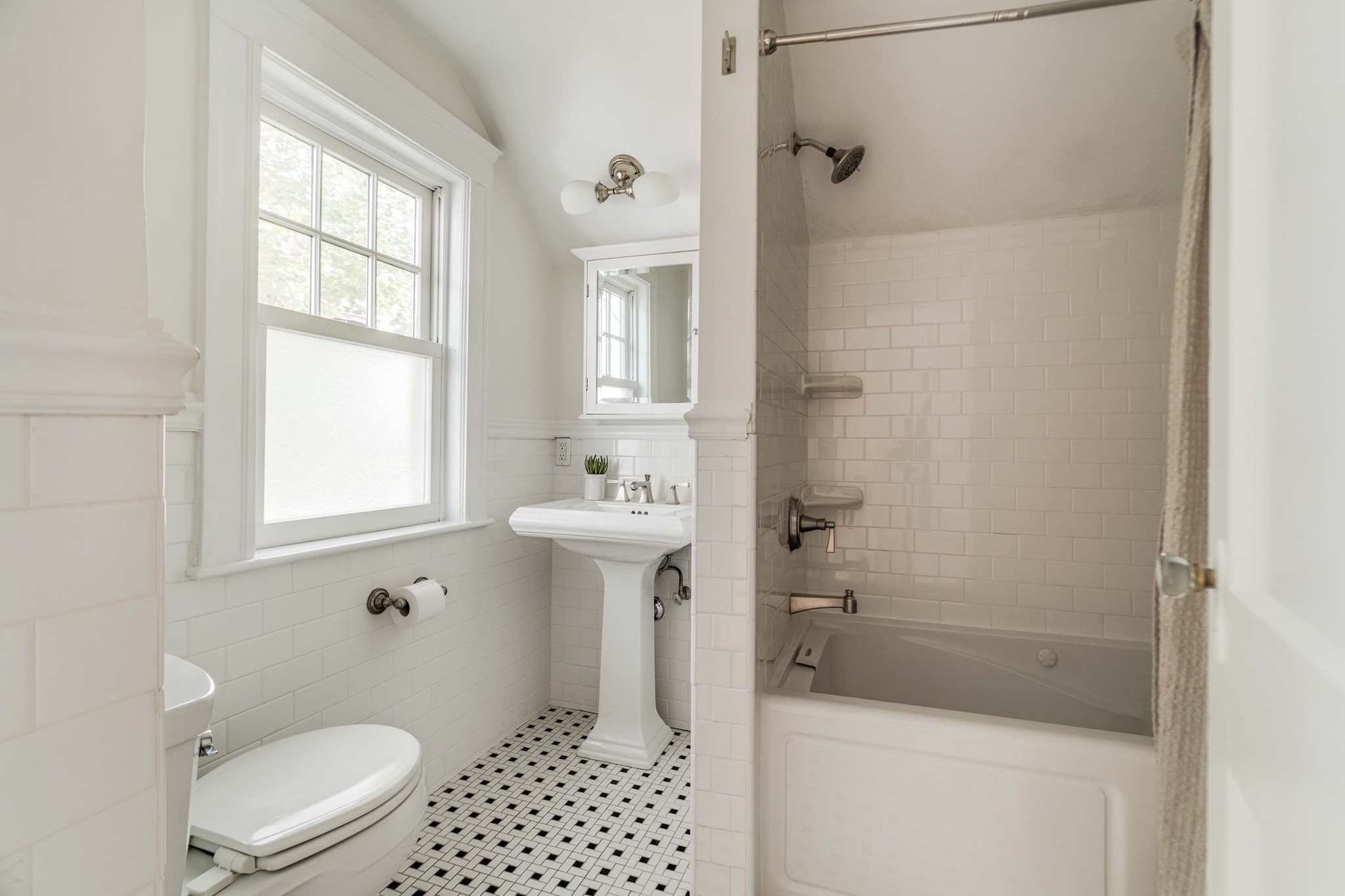 Single Family Residence at 170 Garden Street, Cambridge MA 02138, Cambridge, photo 31 of 39