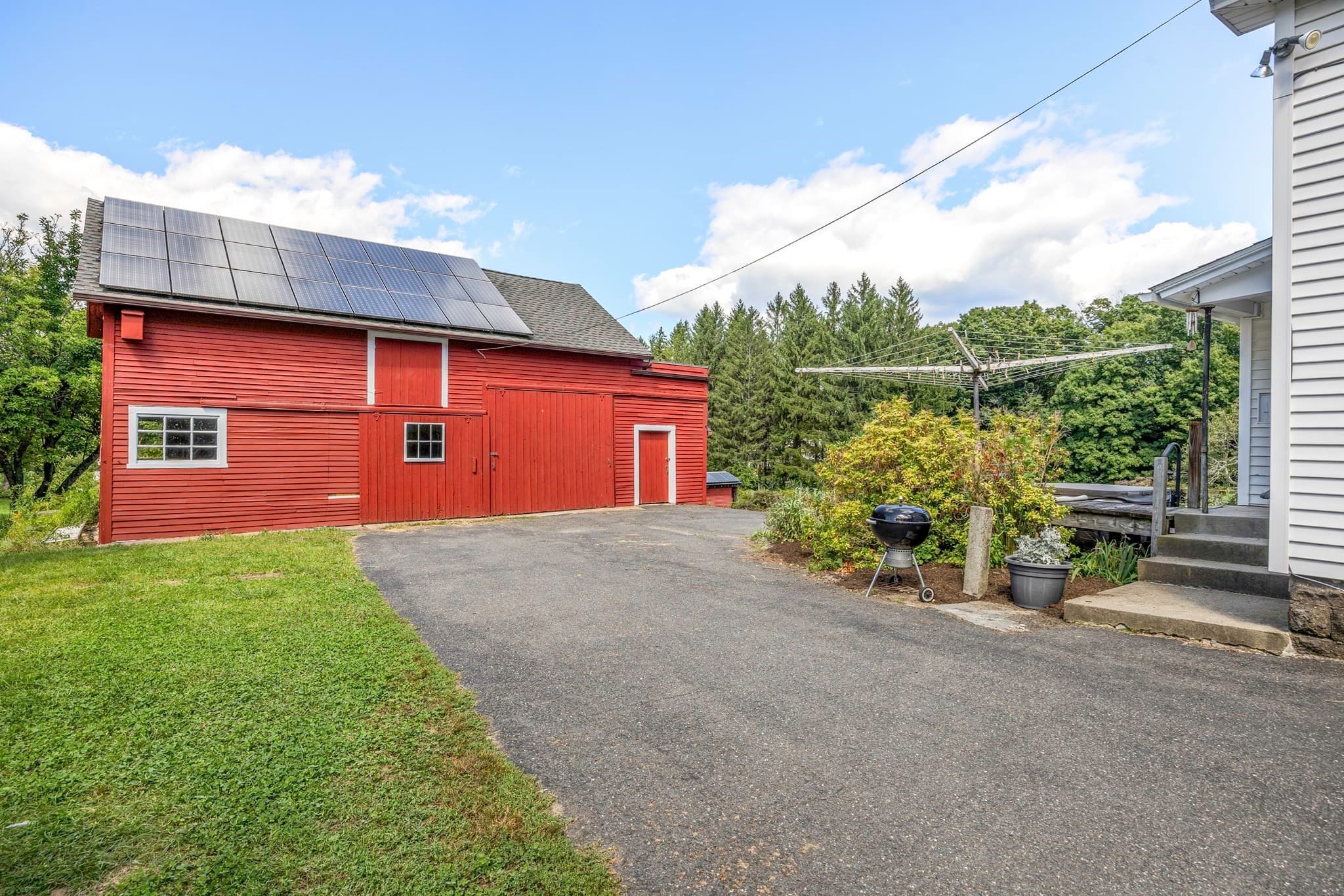 Single Family Residence at 37 Cottage Street, Belchertown MA 01007, Belchertown, photo 7 of 42