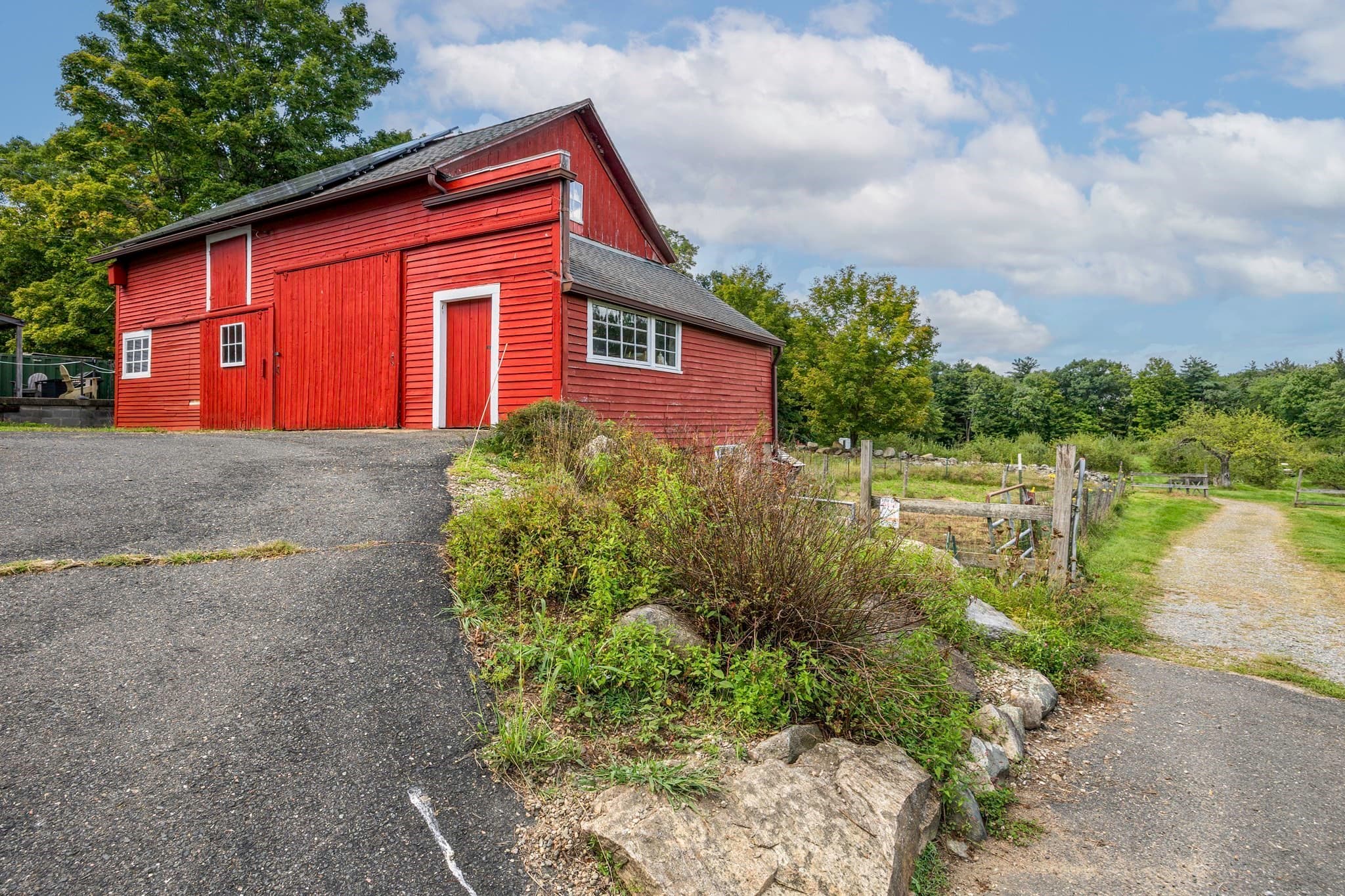 Single Family Residence at 37 Cottage Street, Belchertown MA 01007, Belchertown, photo 9 of 42