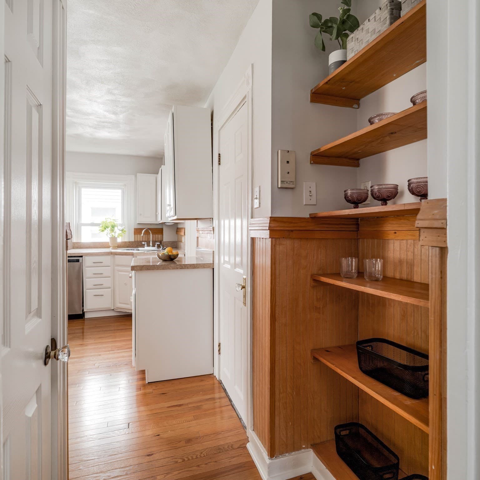 Condominium at 3 Union Terrace # 3, Cambridge MA 02141, Cambridge, photo 11 of 36
