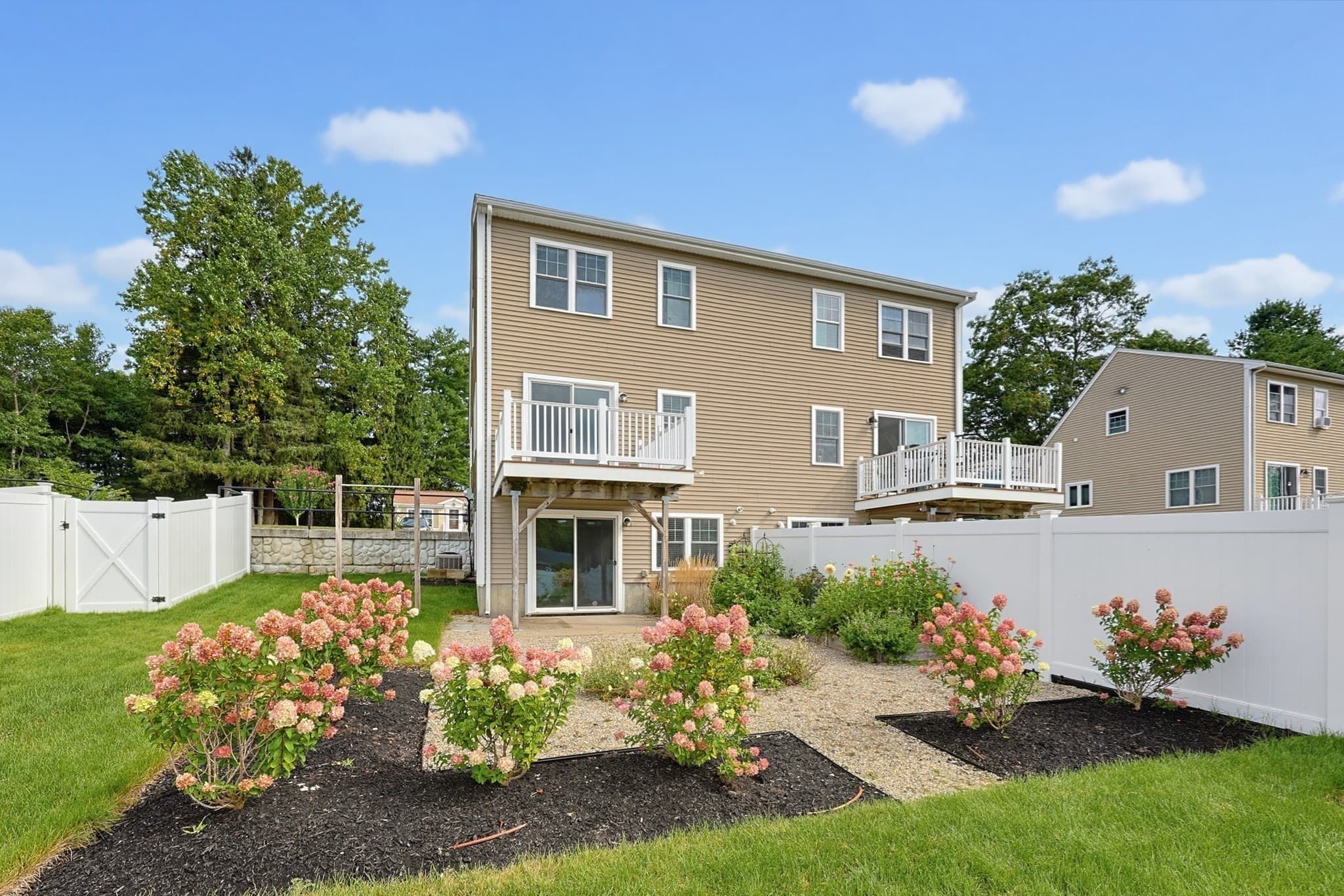 Condominium at 1449 Main St # 4, Hanson MA 02341, Hanson, photo 37 of 41