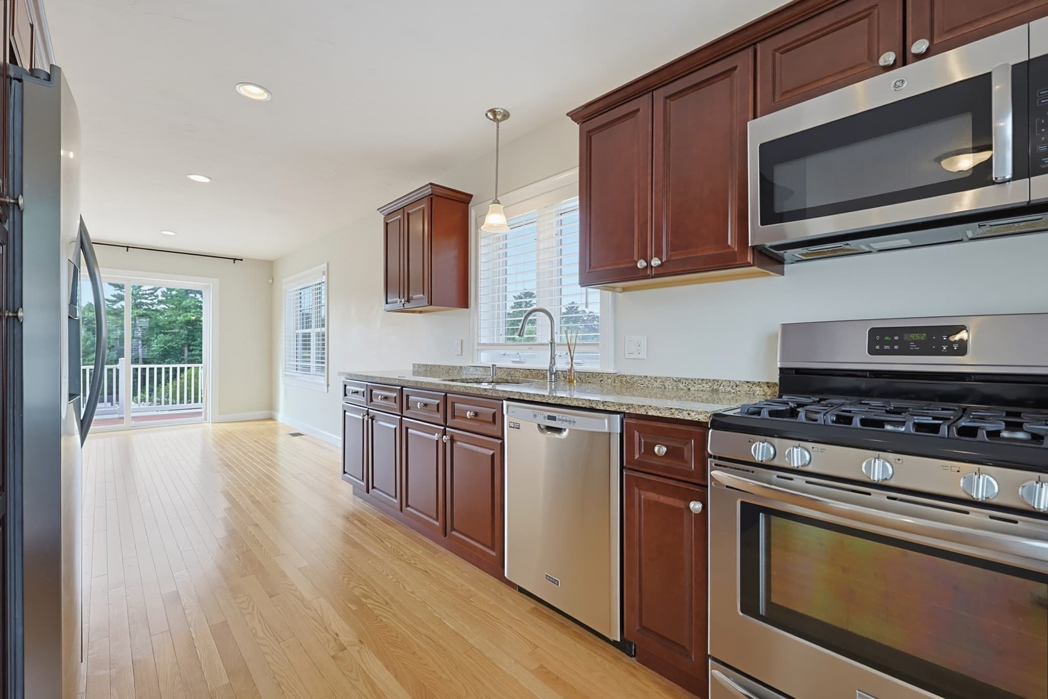 Condominium at 1449 Main St # 4, Hanson MA 02341, Hanson, photo 8 of 41