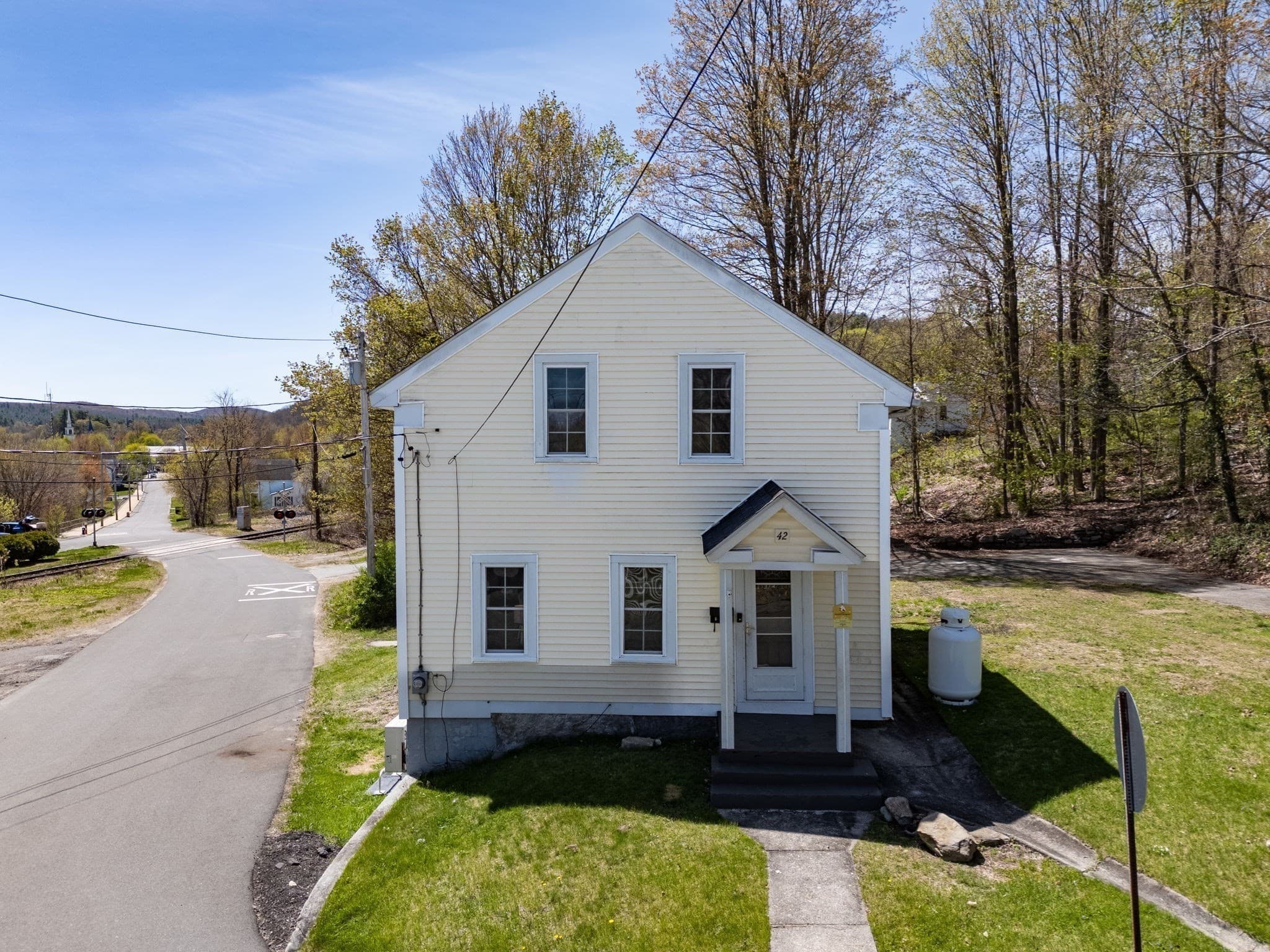 Single Family Residence at 42 Washington St, Monson MA 01057, Monson, photo 5 of 36