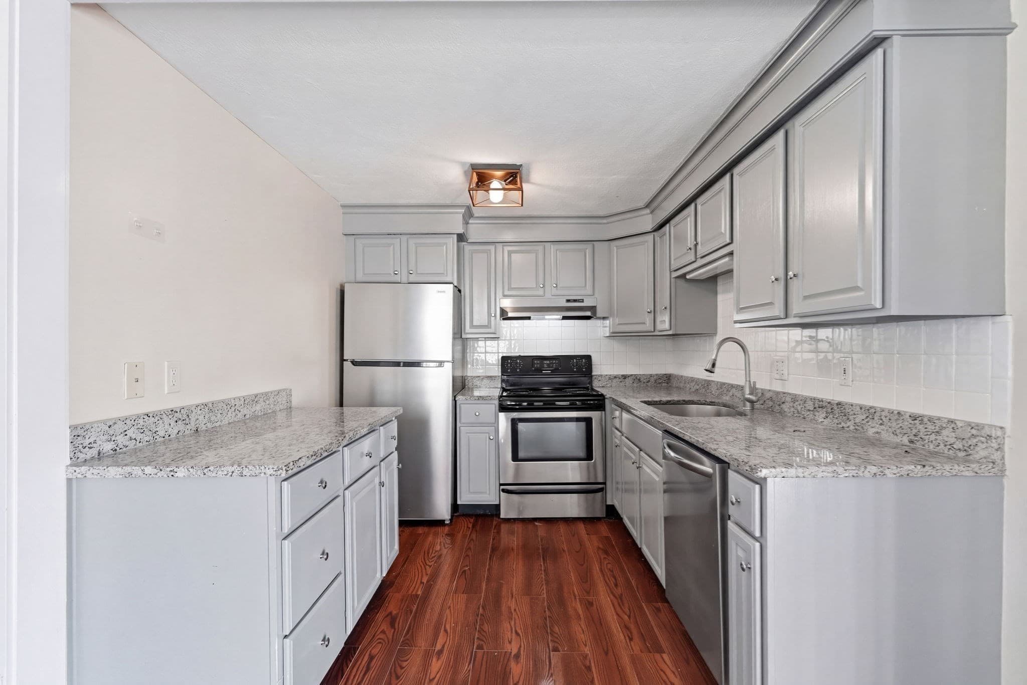 Condex at 99 Central St # 99, Woburn MA 01801, Woburn, photo 6 of 37