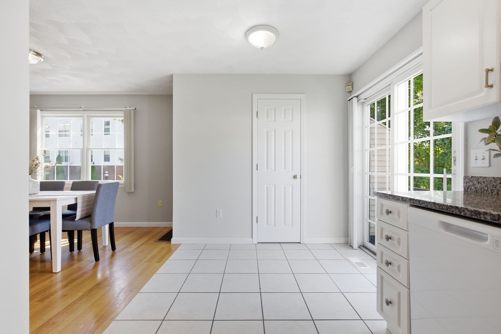 Condominium at 252 Albion St # 24, Wakefield MA 01880, Wakefield, photo 17 of 39