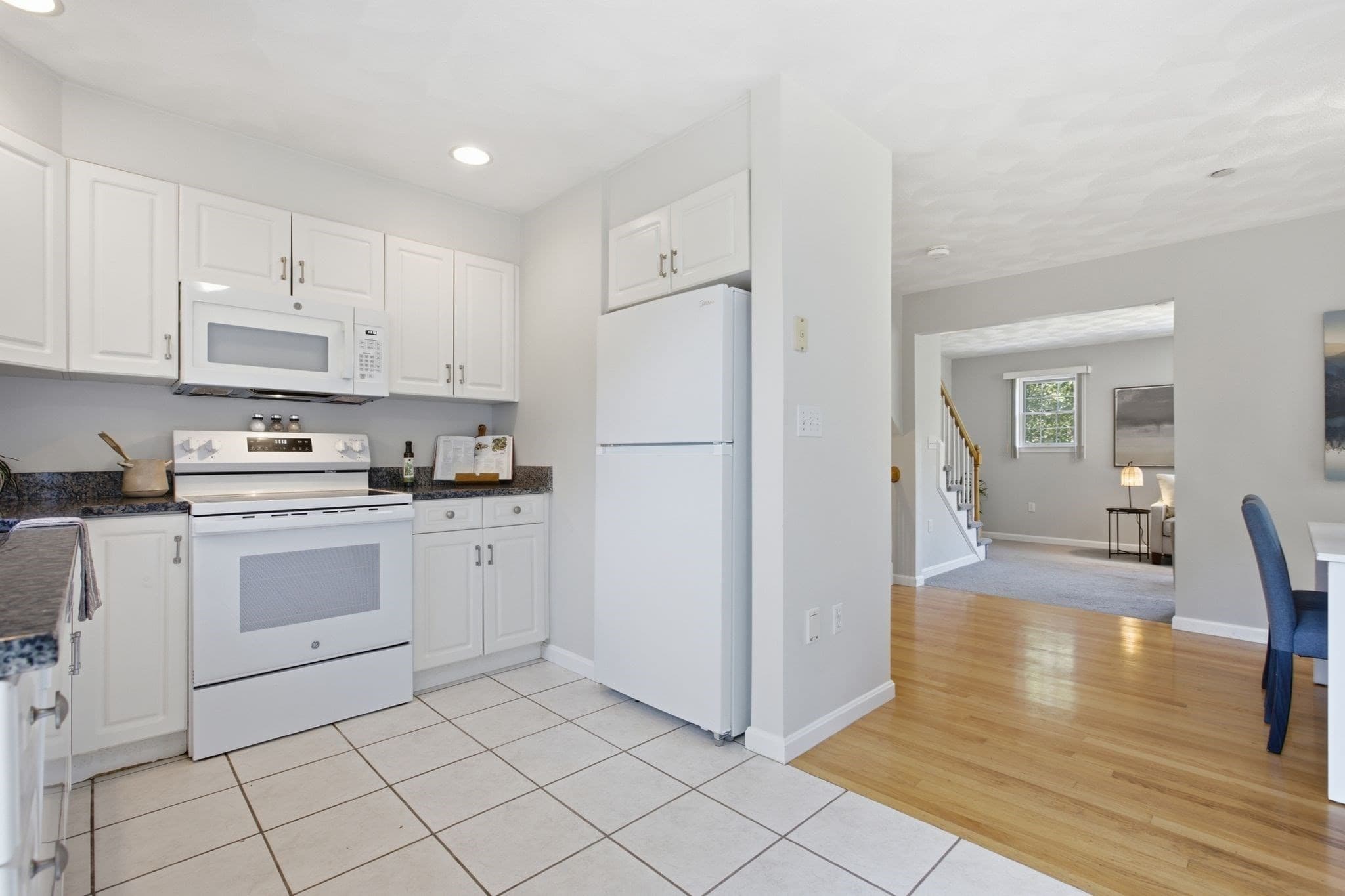 Condominium at 252 Albion St # 24, Wakefield MA 01880, Wakefield, photo 20 of 39