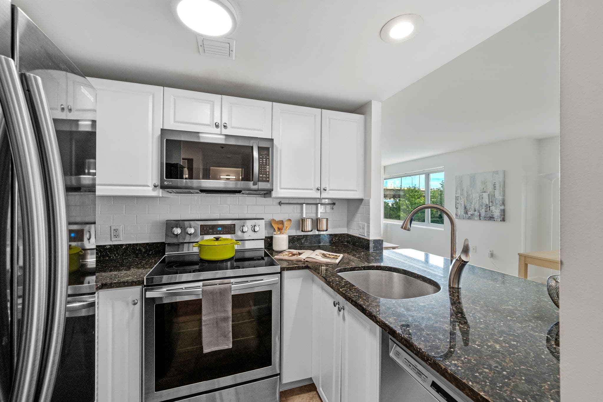Condominium at 8-12 Museum Way # 329, Cambridge MA 02141, Cambridge, photo 11 of 42