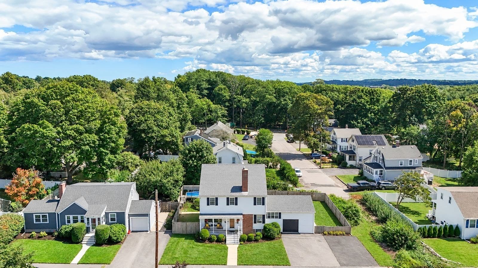 Single Family Residence at 22 Aberdeen Ave, Waltham MA 02453, photo 4 of 40
