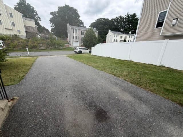 Single Family Residence at 4 Pearlbush Path, Worcester MA 01607, Worcester, photo 5 of 39