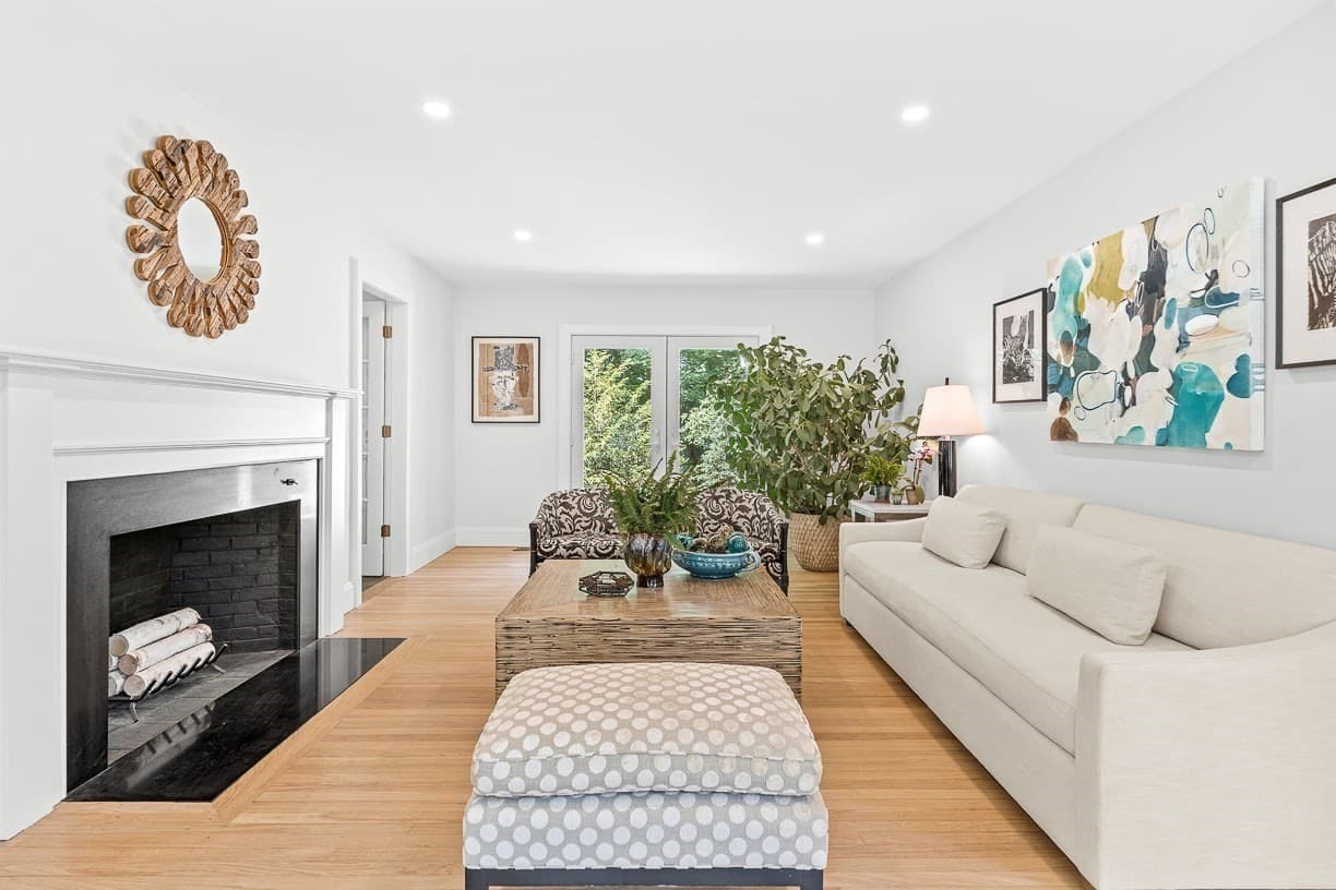 Single Family Residence at 39 Fairbanks Ave, Wellesley MA 02481, Wellesley, photo 19 of 42