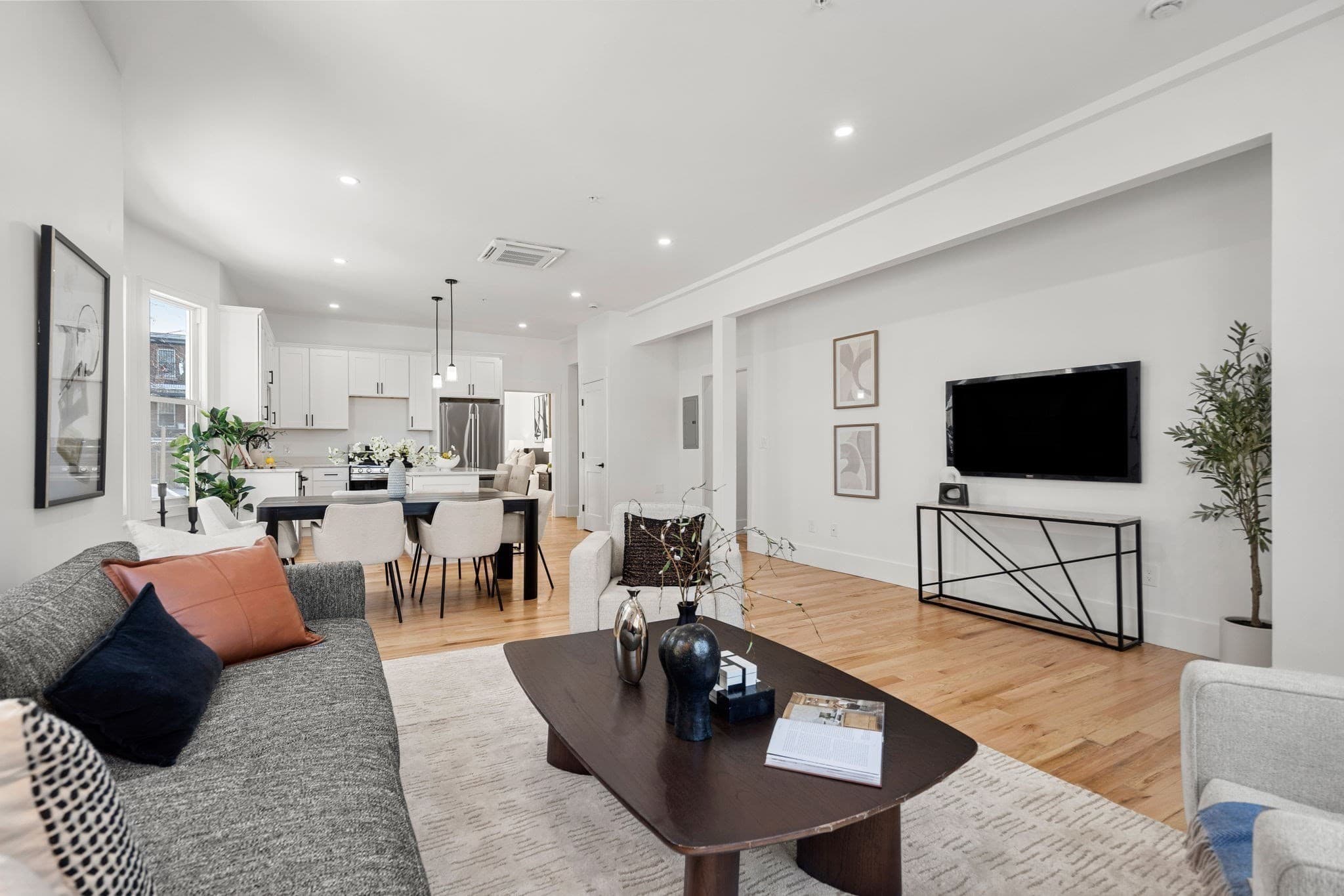 Condominium at 151 Townsend # 2, Boston MA 02121, Boston, photo 4 of 23