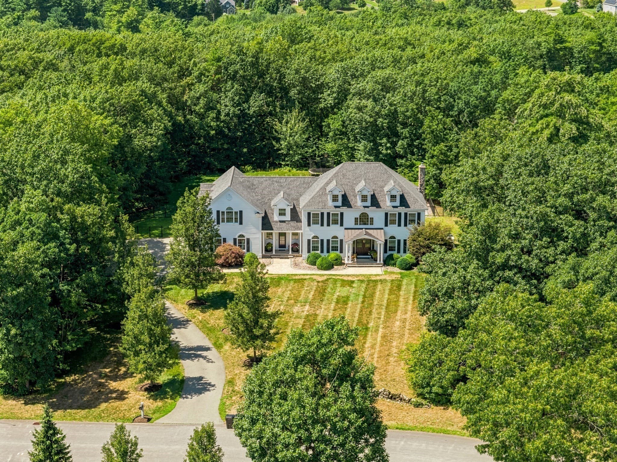 Single Family Residence at 17 Bennington Rd, Windham NH 03087, Windham, photo 41 of 42