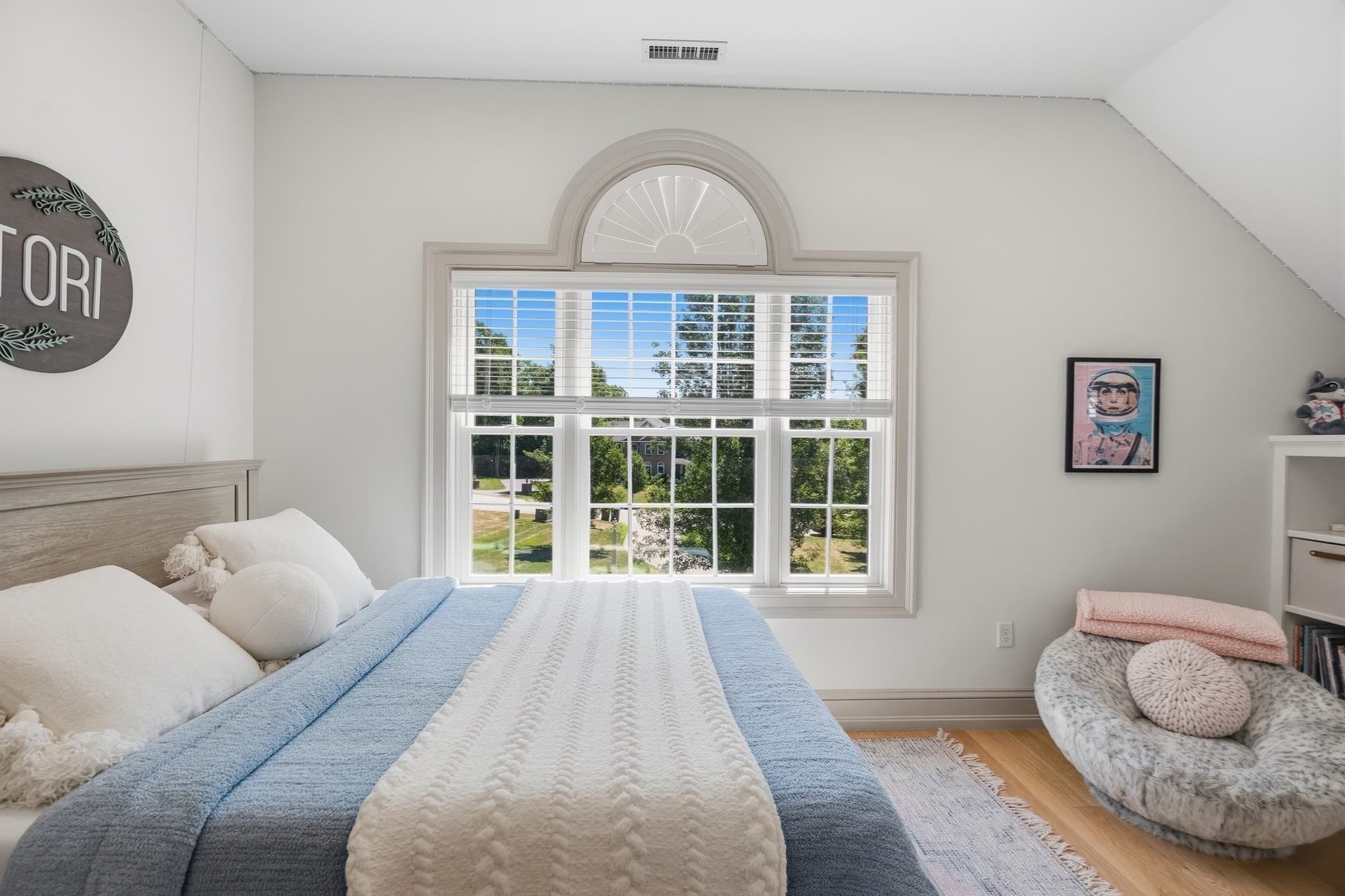 Single Family Residence at 17 Bennington Rd, Windham NH 03087, Windham, photo 31 of 42