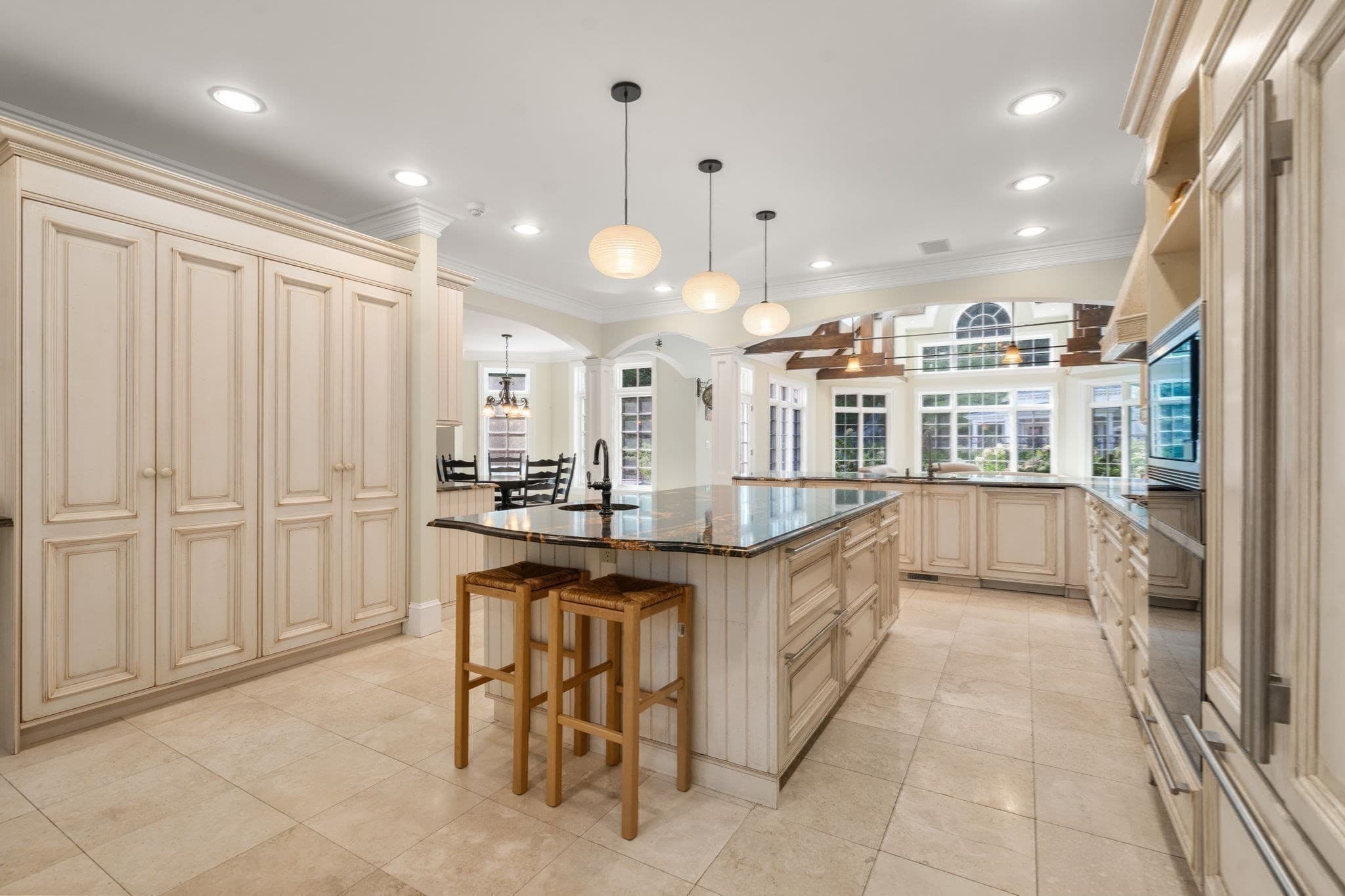 Single Family Residence at 5 Hamlins Crossing, Dover MA 02030, Dover, photo 17 of 37