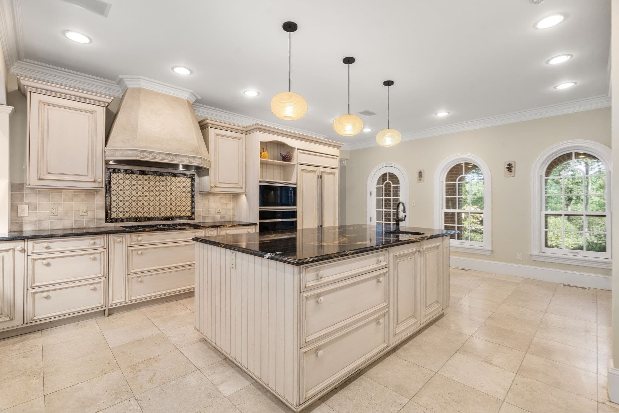 Single Family Residence at 5 Hamlins Crossing, Dover MA 02030, Dover, photo 16 of 37