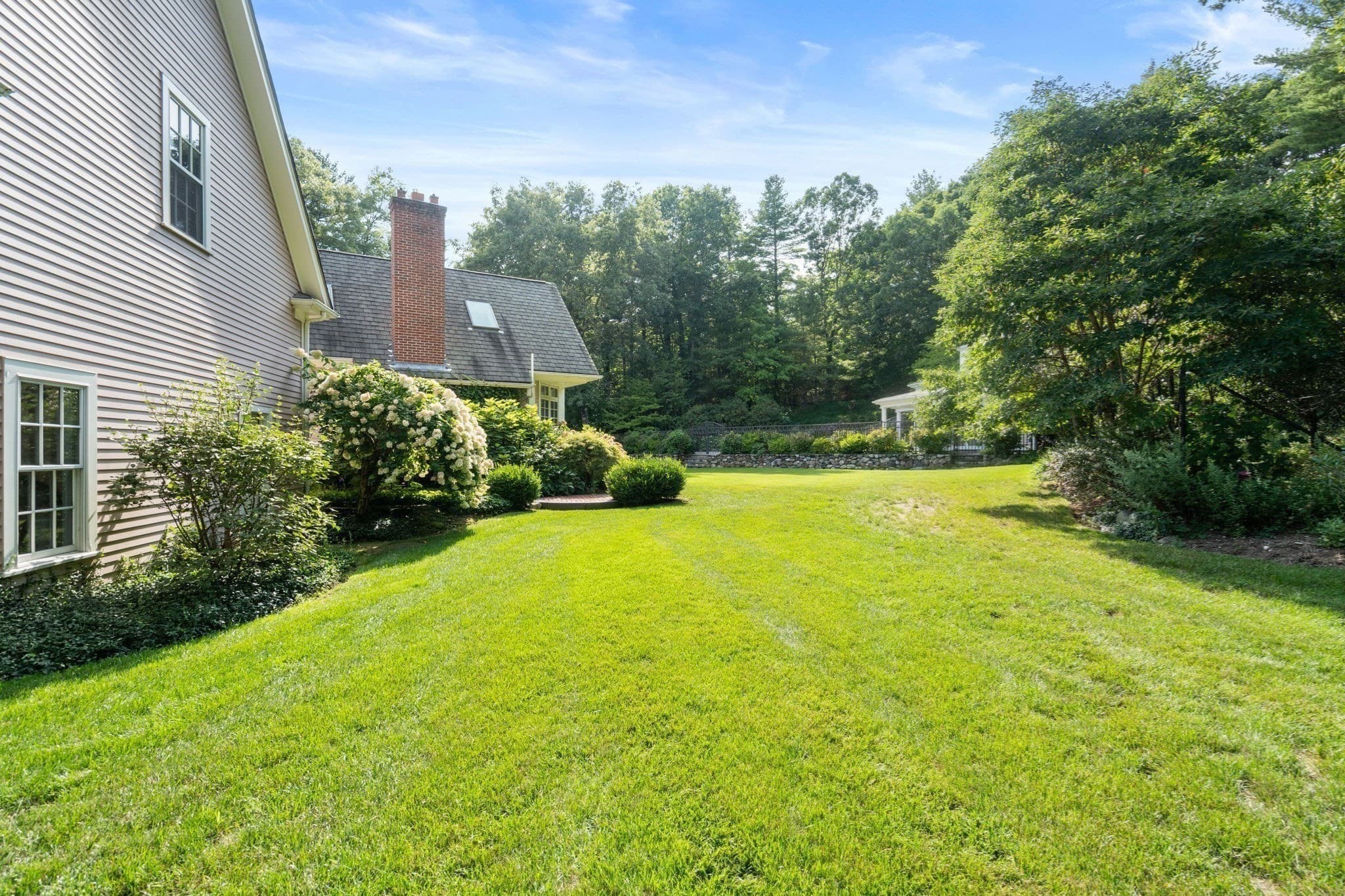 Single Family Residence at 5 Hamlins Crossing, Dover MA 02030, Dover, photo 32 of 37