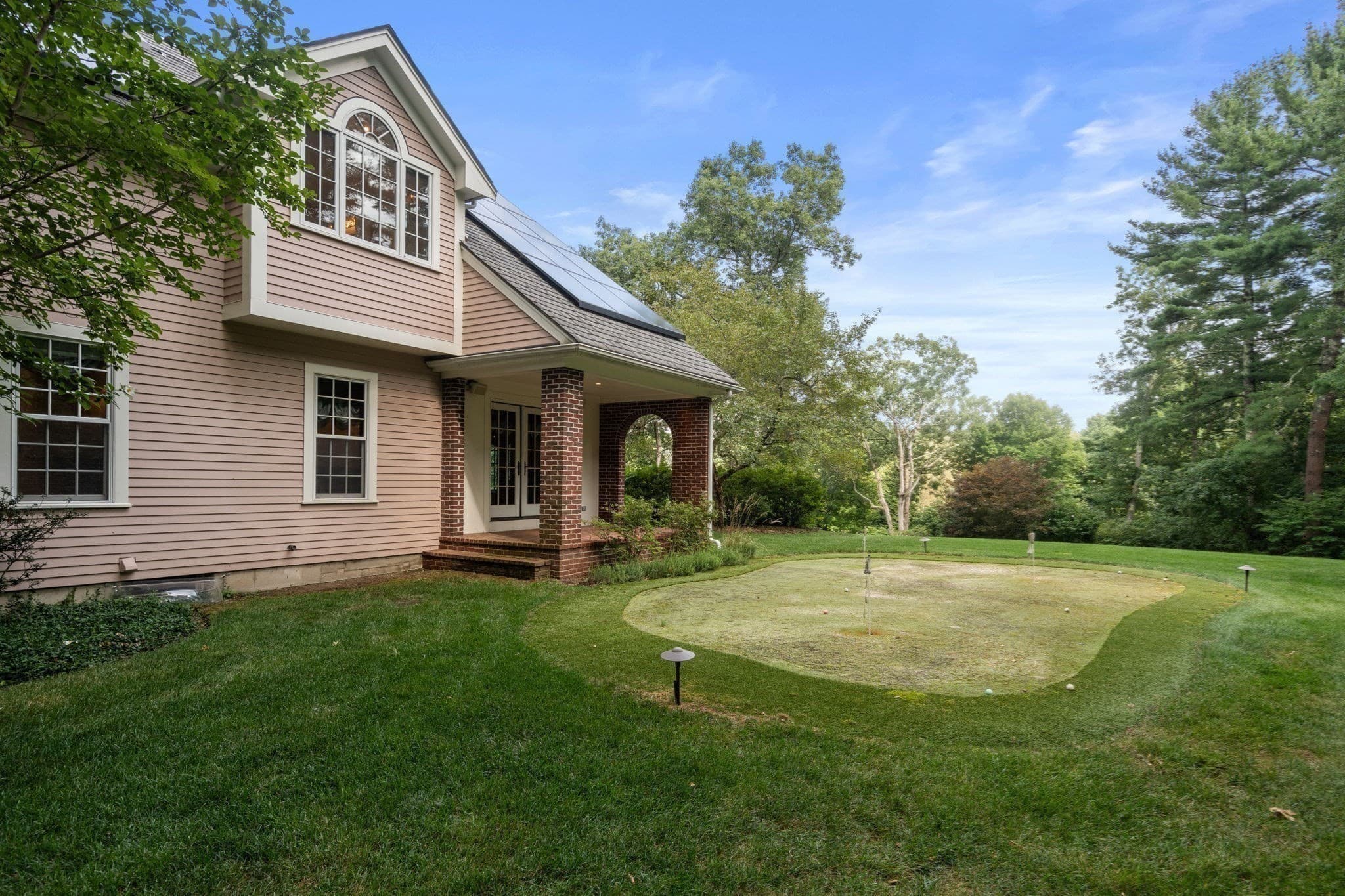 Single Family Residence at 5 Hamlins Crossing, Dover MA 02030, Dover, photo 33 of 37