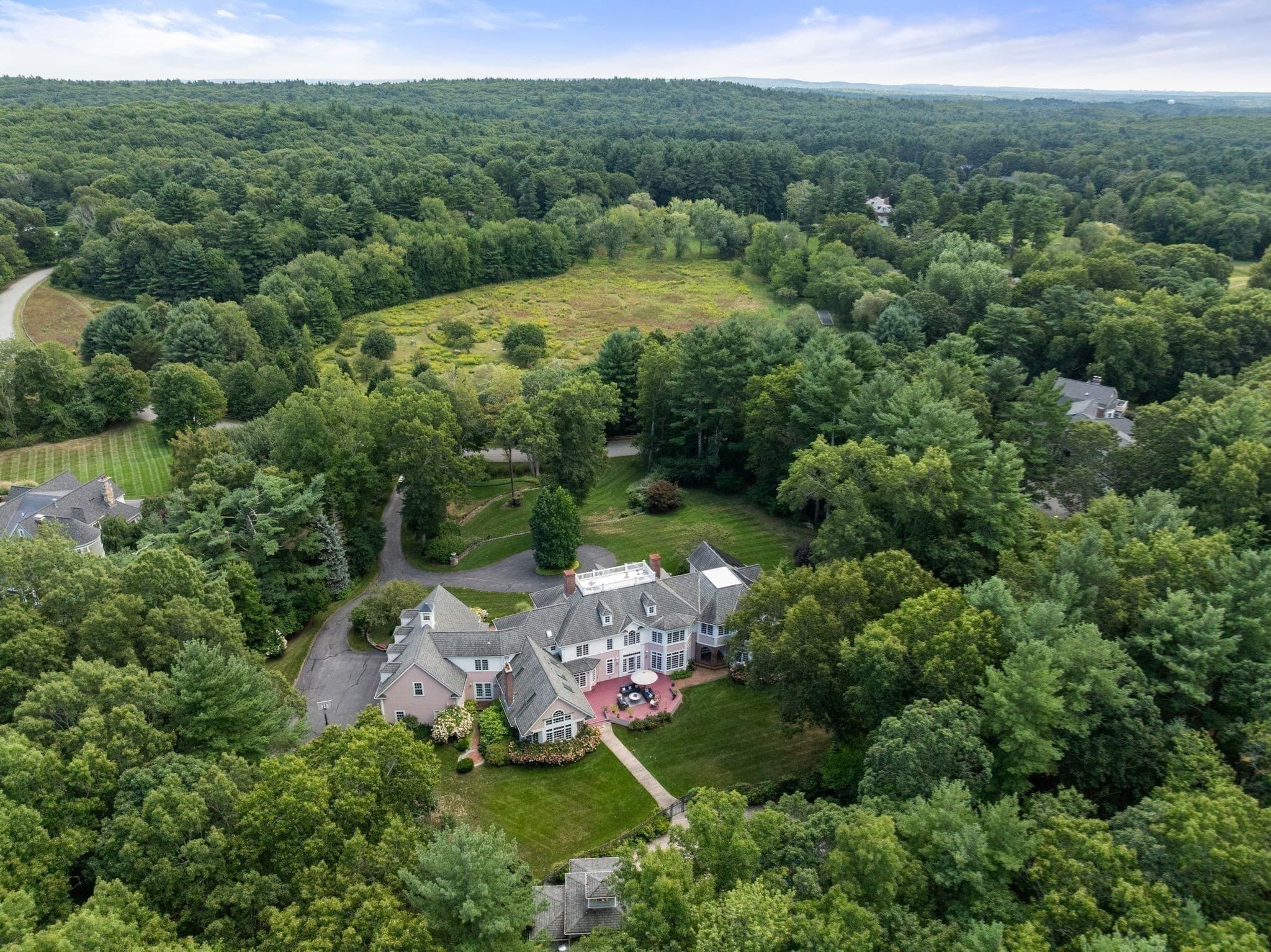 Single Family Residence at 5 Hamlins Crossing, Dover MA 02030, Dover, photo 4 of 37