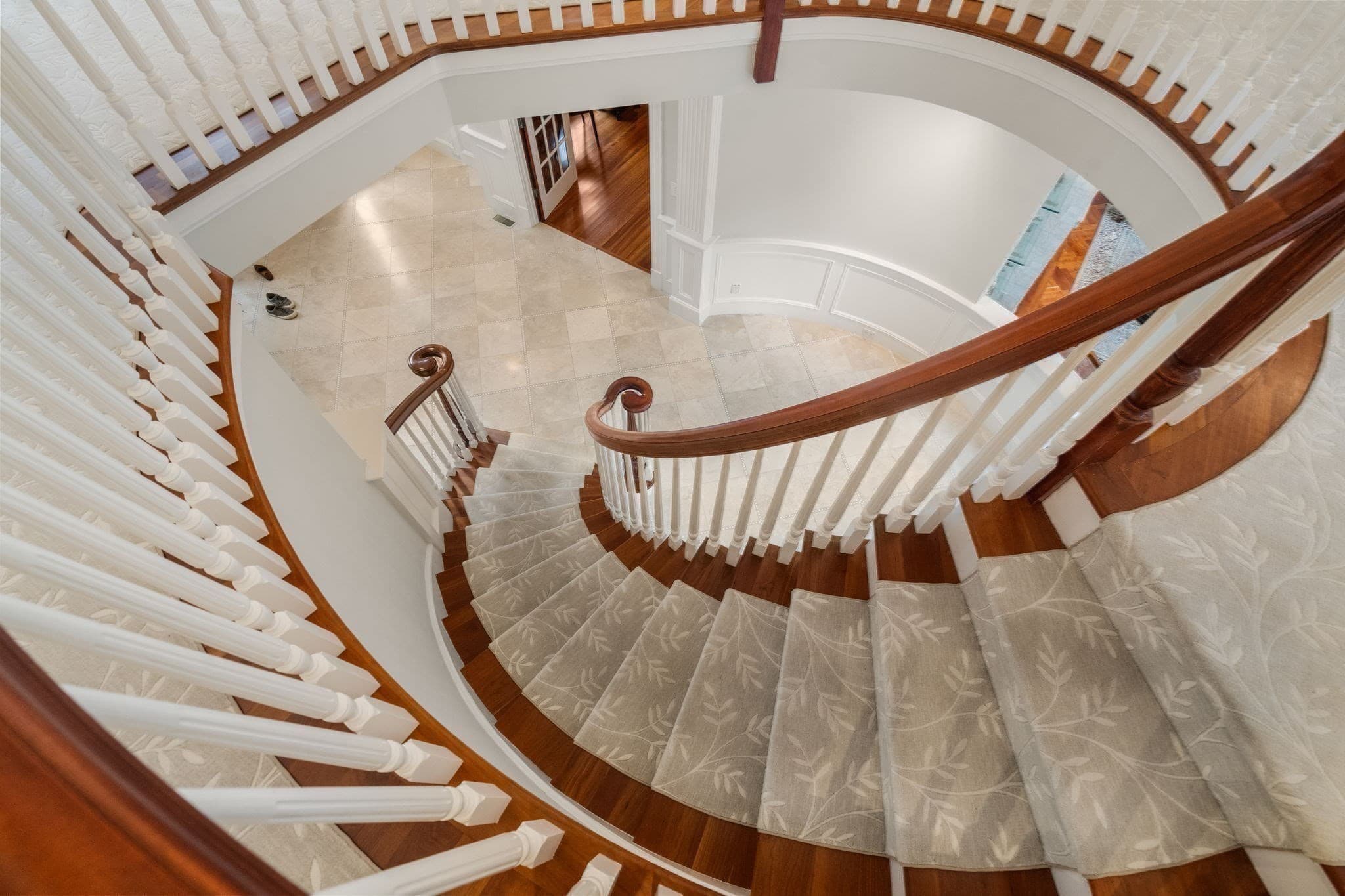 Single Family Residence at 5 Hamlins Crossing, Dover MA 02030, Dover, photo 21 of 37