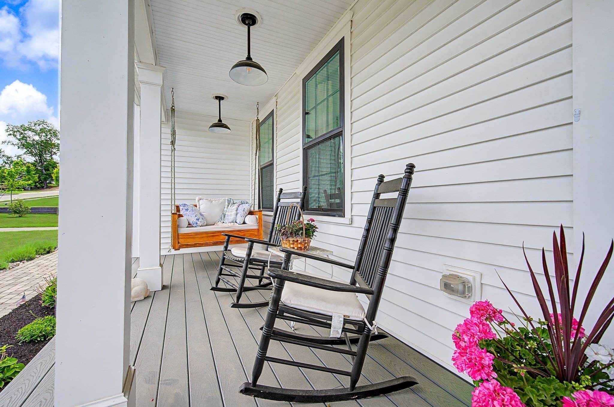 Single Family Residence at 3 Conway Ln, Foxboro MA 02035, Foxboro, photo 4 of 41
