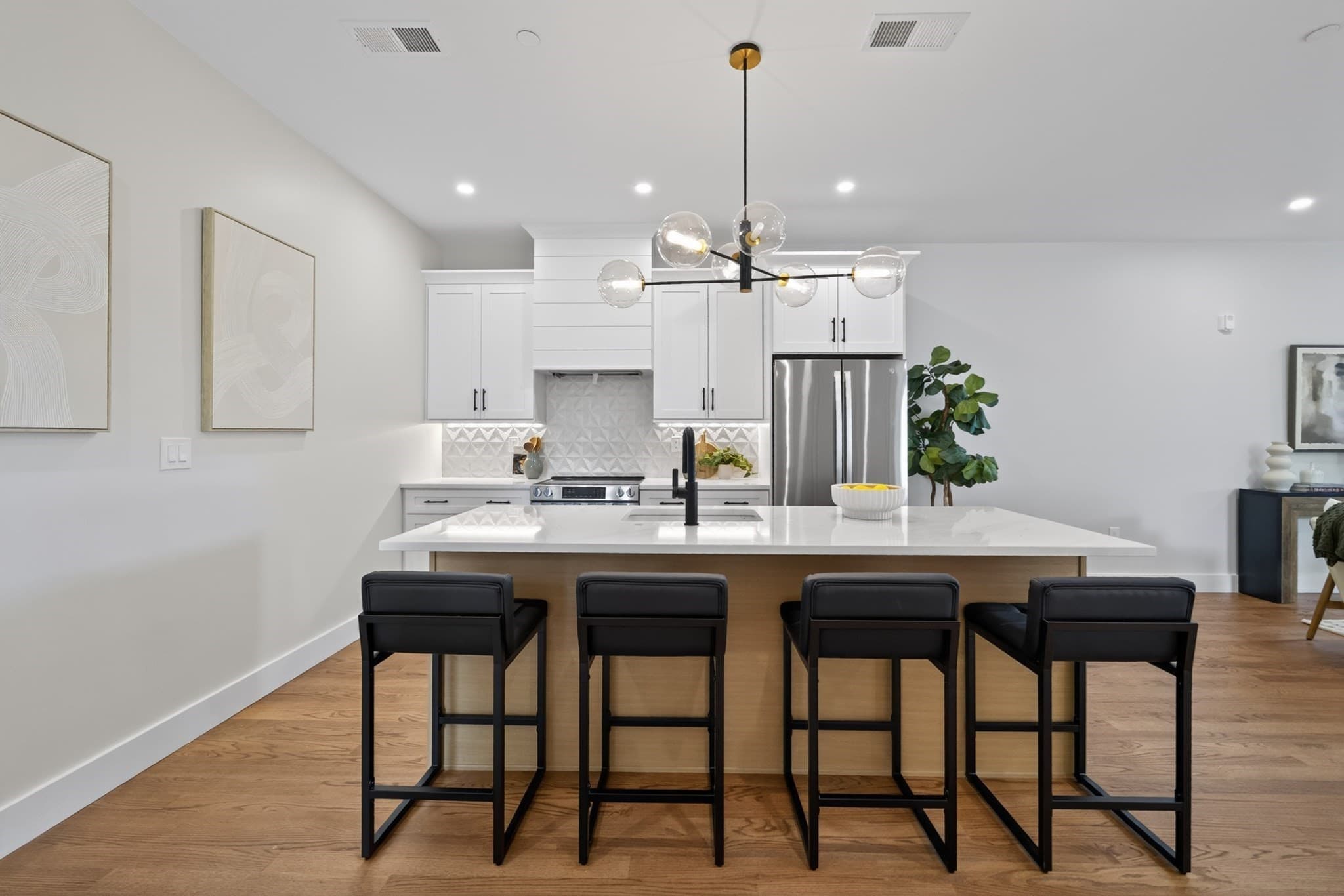 Condominium at 2 Readfield Place # A, Boston MA 02119, photo 2 of 11