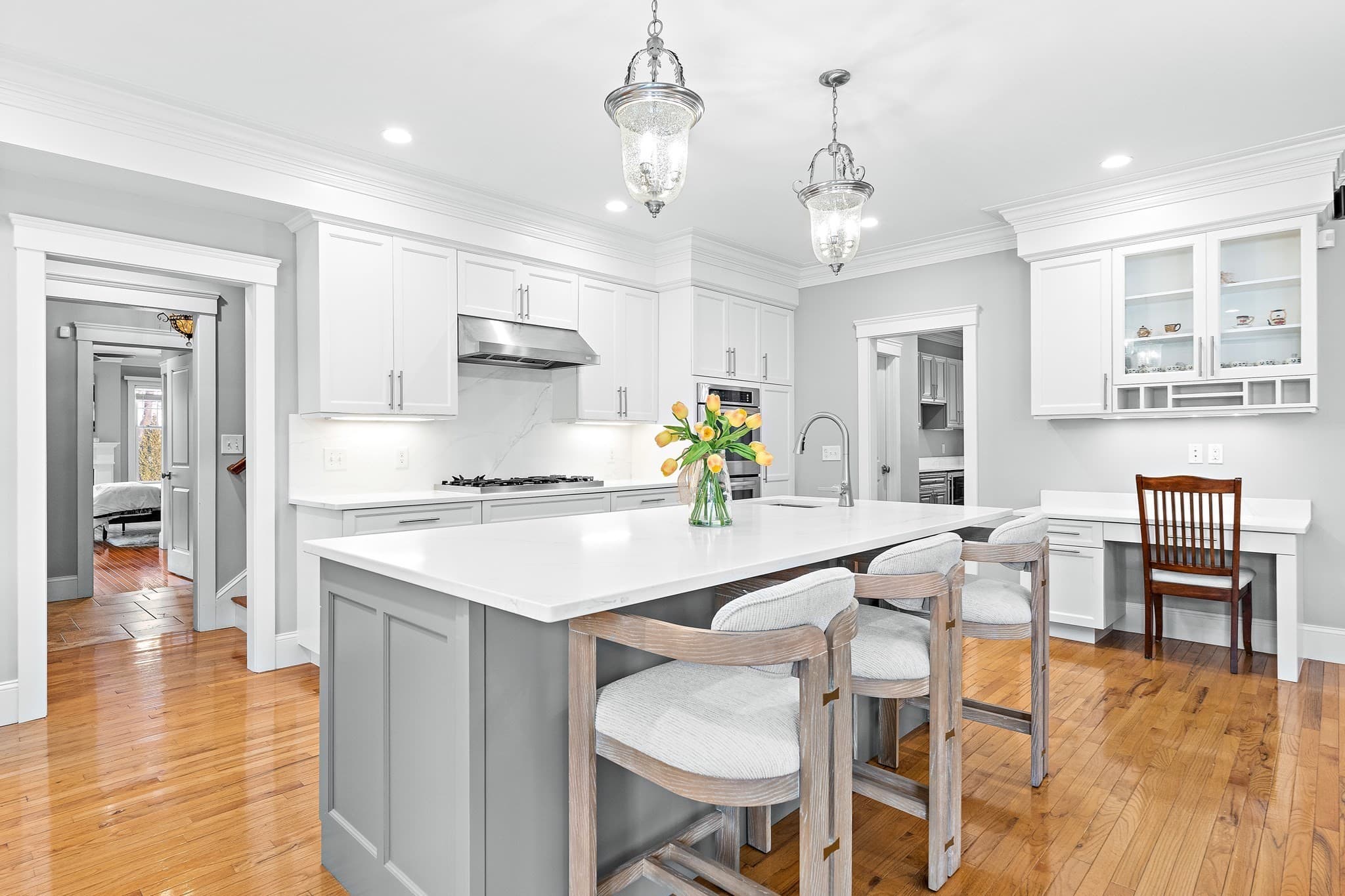 Single Family Residence at 37 Mayflower Road, Winchester MA 01890, Winchester, photo 12 of 42