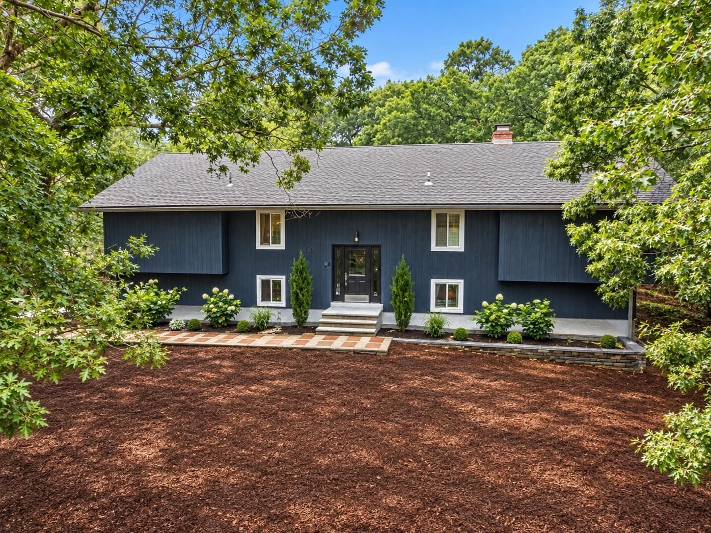 21 Woodvale Ave, Plymouth MA 02360