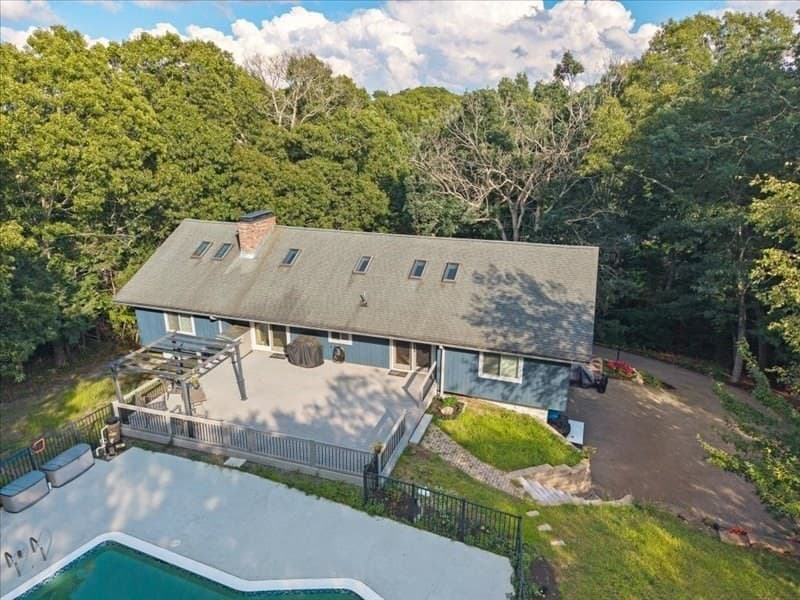 Single Family Residence at 21 Woodvale Ave, Plymouth MA 02360, photo 37 of 42