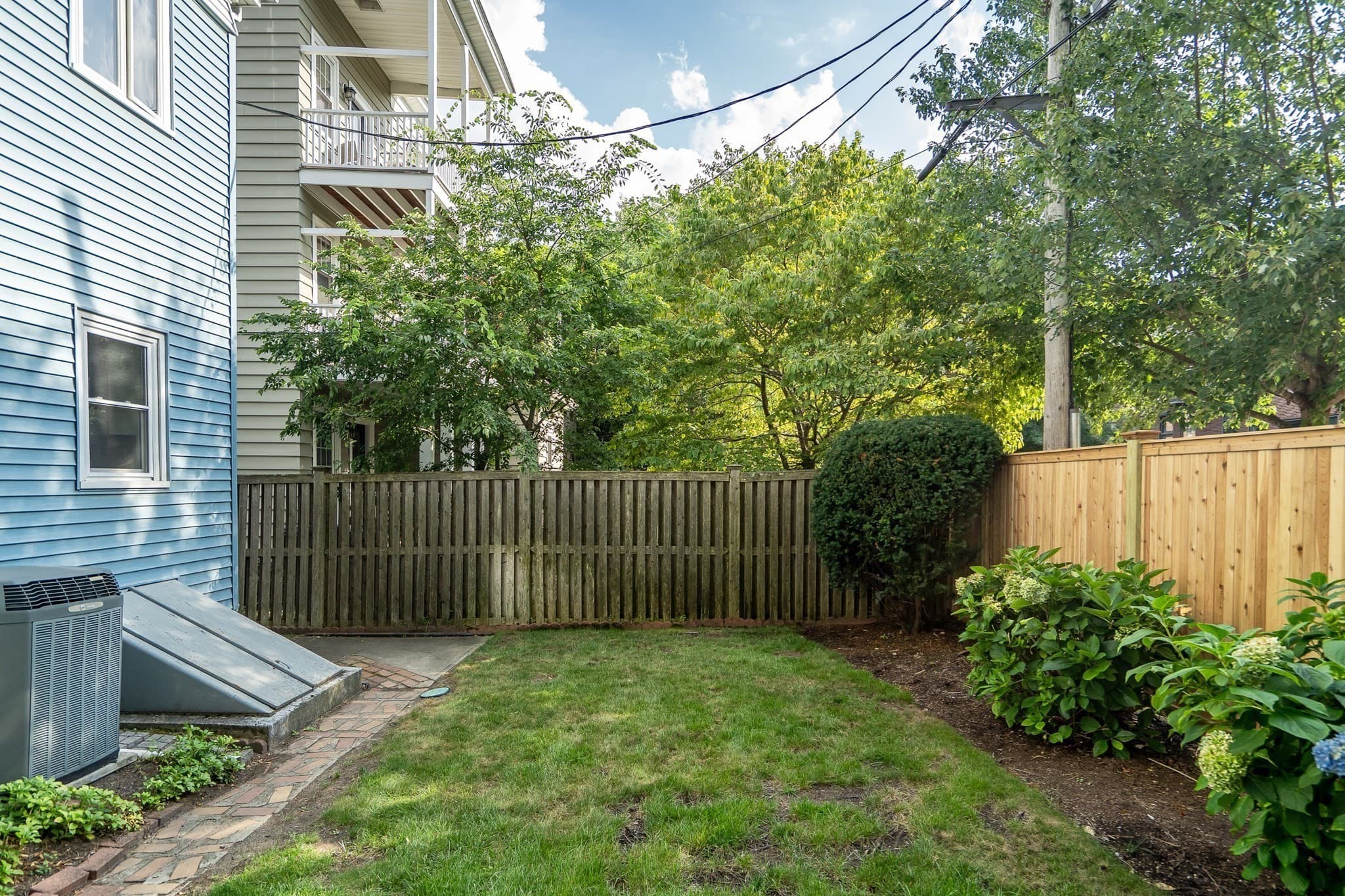 2 Family - 2 Units Up/Down at 15 Yerxa Road, Cambridge MA 02140, Cambridge, photo 27 of 30