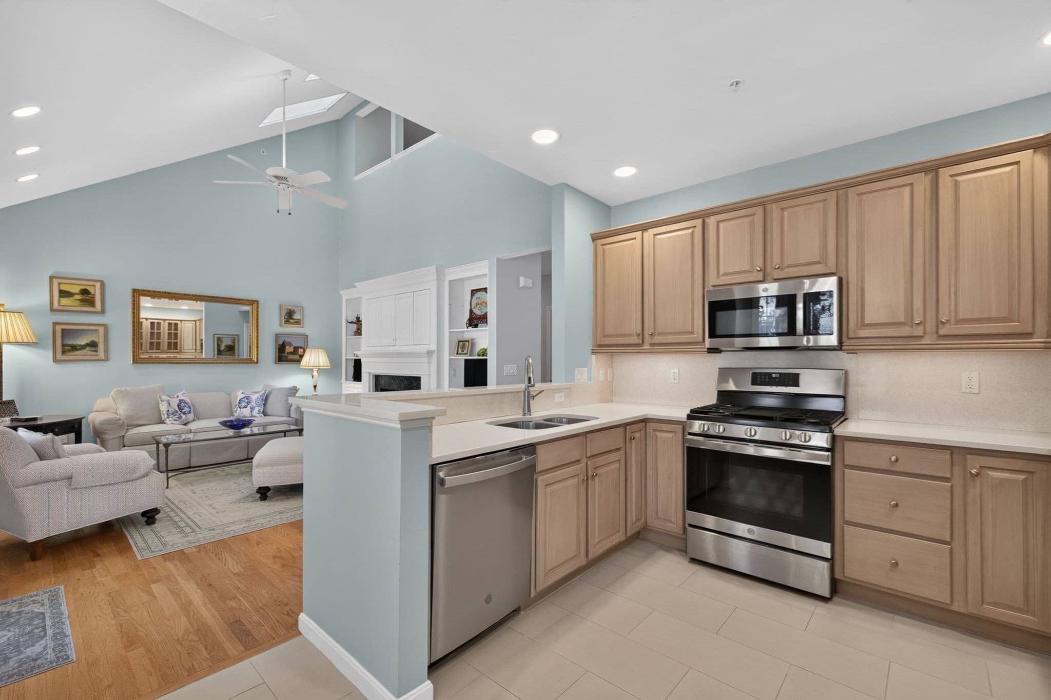 Condominium at 341 Godfrey Dr # 341, Norton MA 02766, Norton, photo 11 of 42