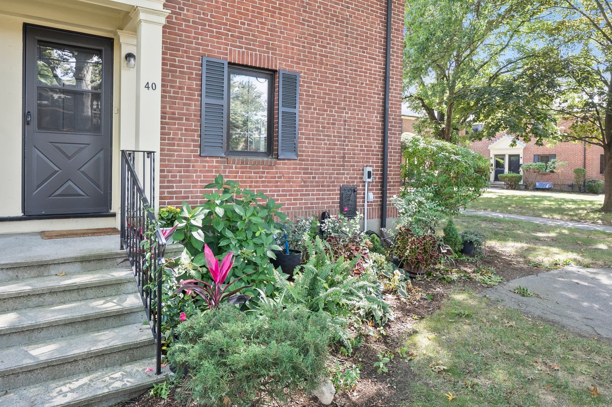 Condominium at 40 Pierce Rd # 40, Watertown MA 02472, Watertown, photo 3 of 32