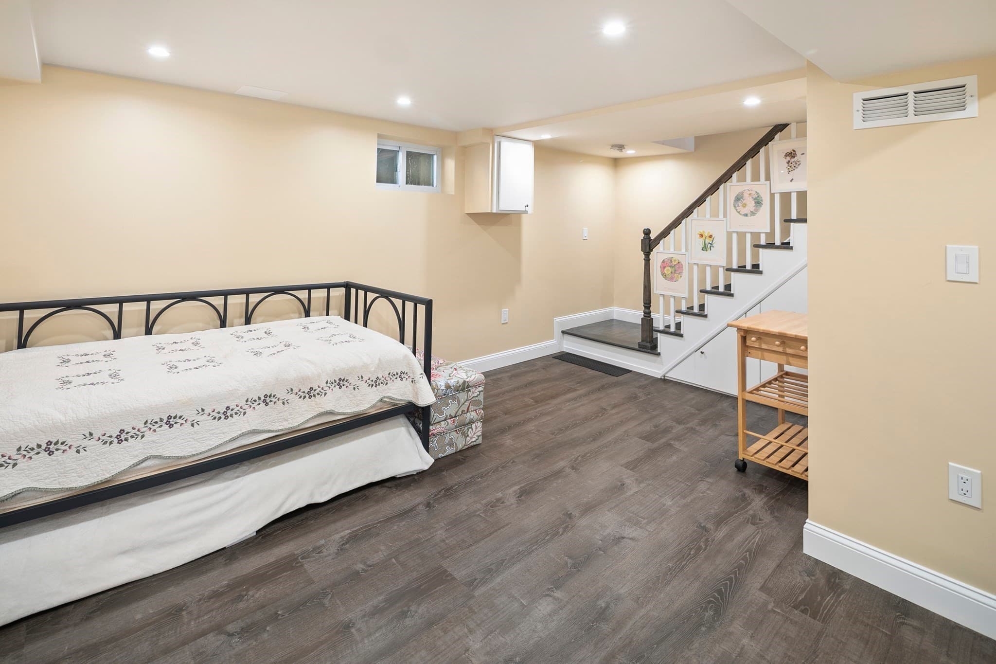 Condominium at 40 Pierce Rd # 40, Watertown MA 02472, Watertown, photo 18 of 32