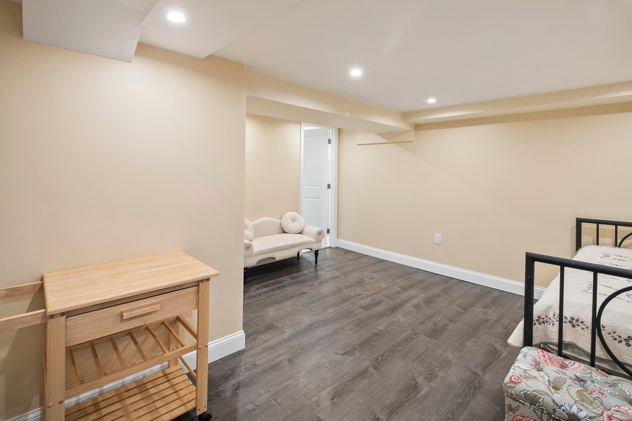 Condominium at 40 Pierce Rd # 40, Watertown MA 02472, Watertown, photo 19 of 32